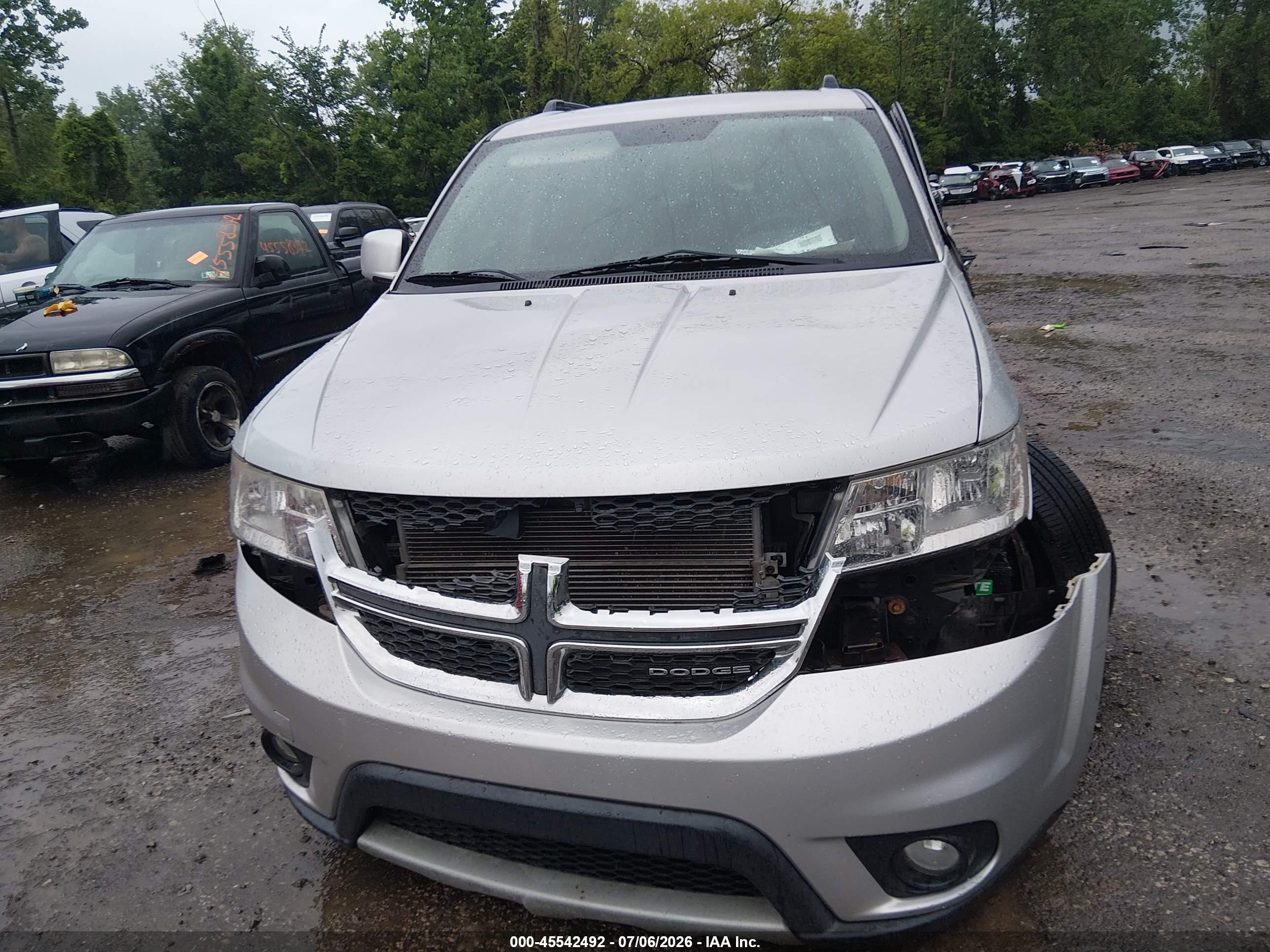 2012 Dodge Journey Sxt Silver vin: 3C4PDCBG7CT134249
