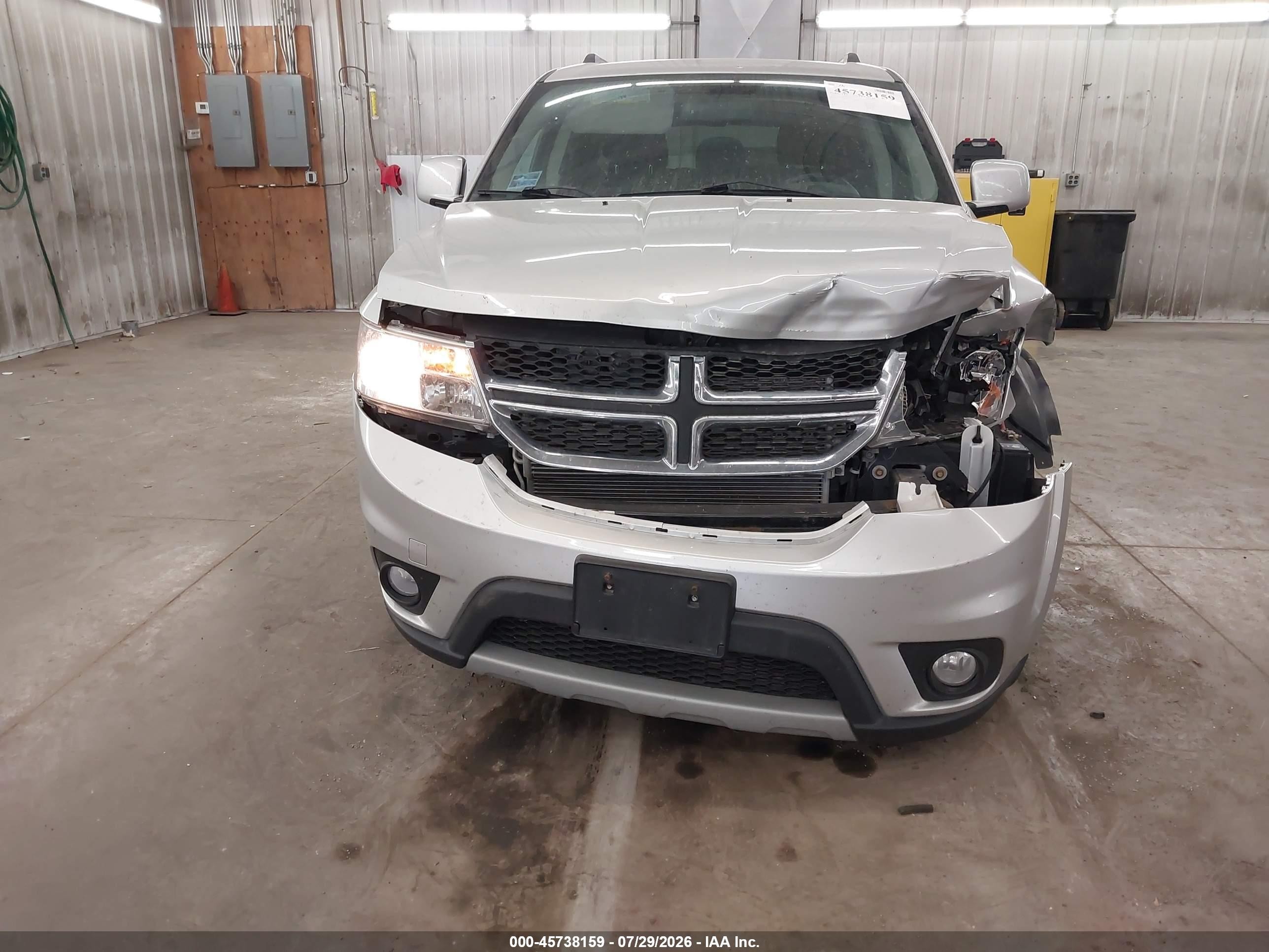 2013 Dodge Journey Sxt Silver vin: 3C4PDCBG7DT568012