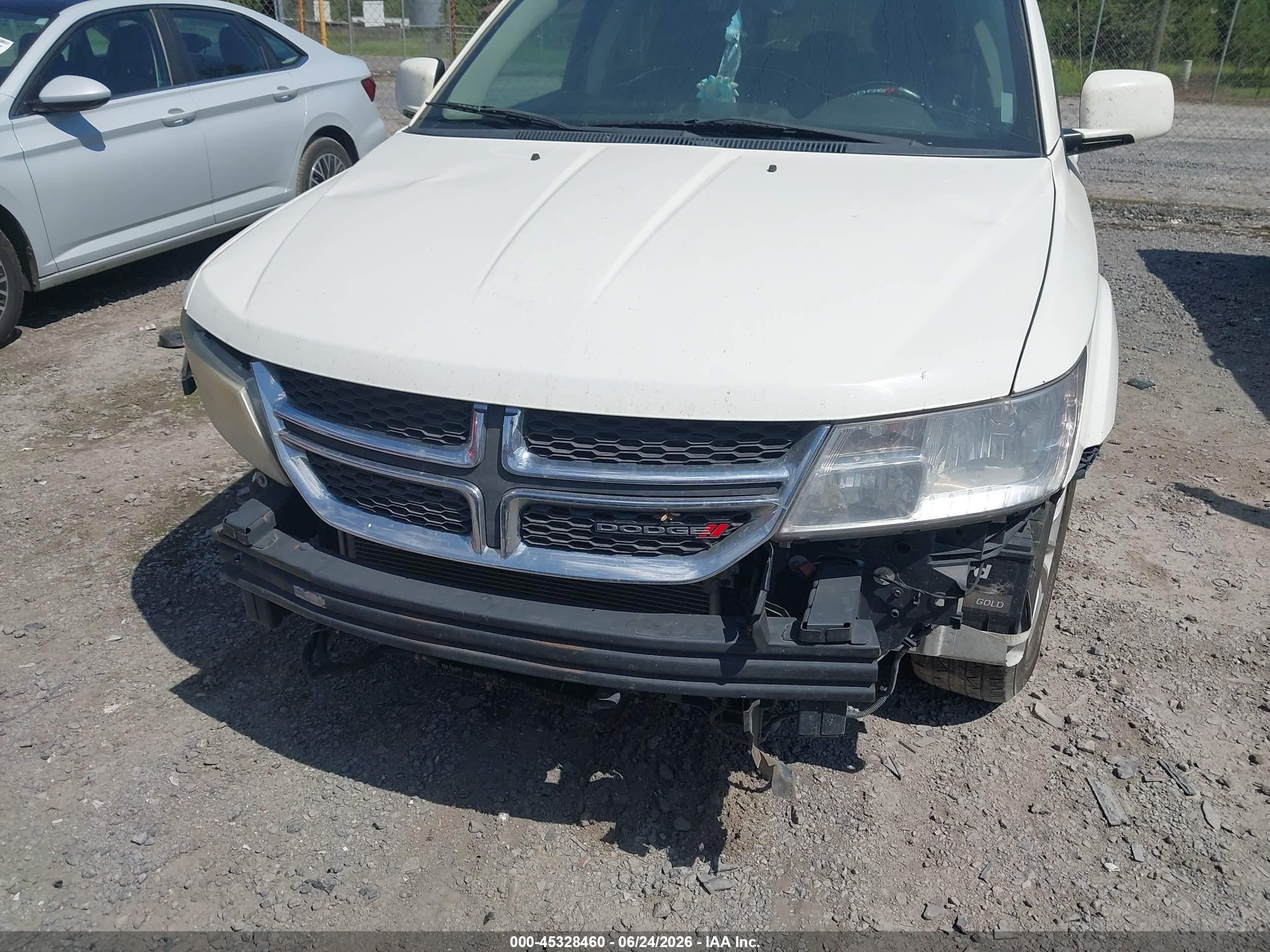 2013 Dodge Journey Sxt White vin: 3C4PDCBG7DT705529
