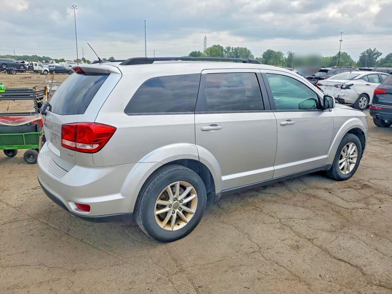 2014 Dodge Journey Sxt Серебряный vin: 3C4PDCBG7ET125005