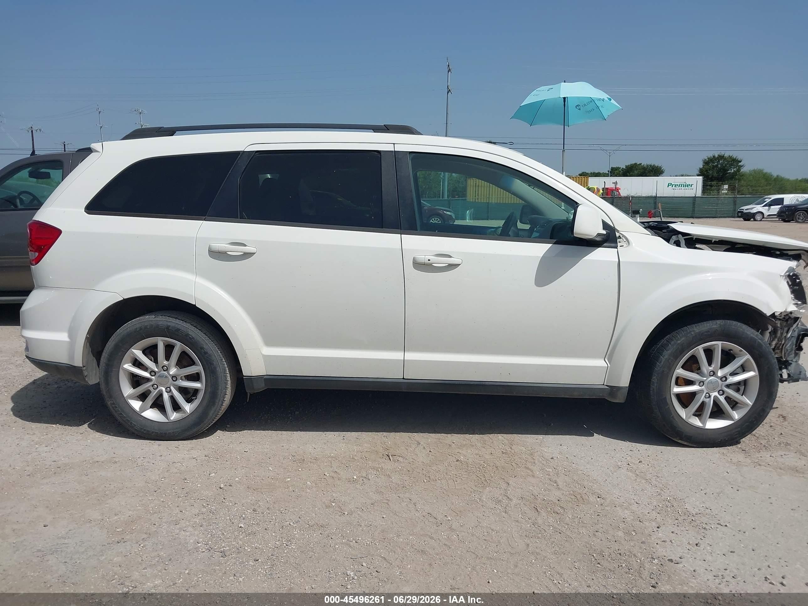 2014 Dodge Journey Sxt Белый vin: 3C4PDCBG7ET126803