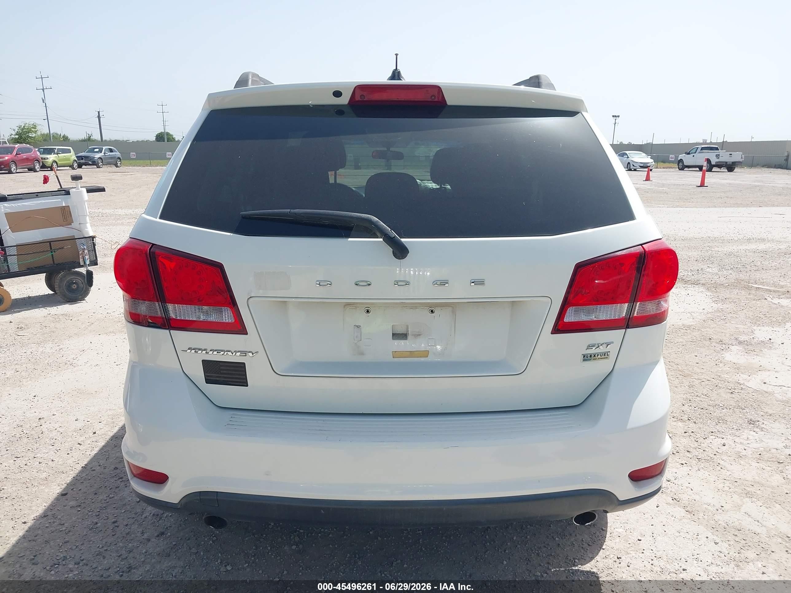 2014 Dodge Journey Sxt Белый vin: 3C4PDCBG7ET126803