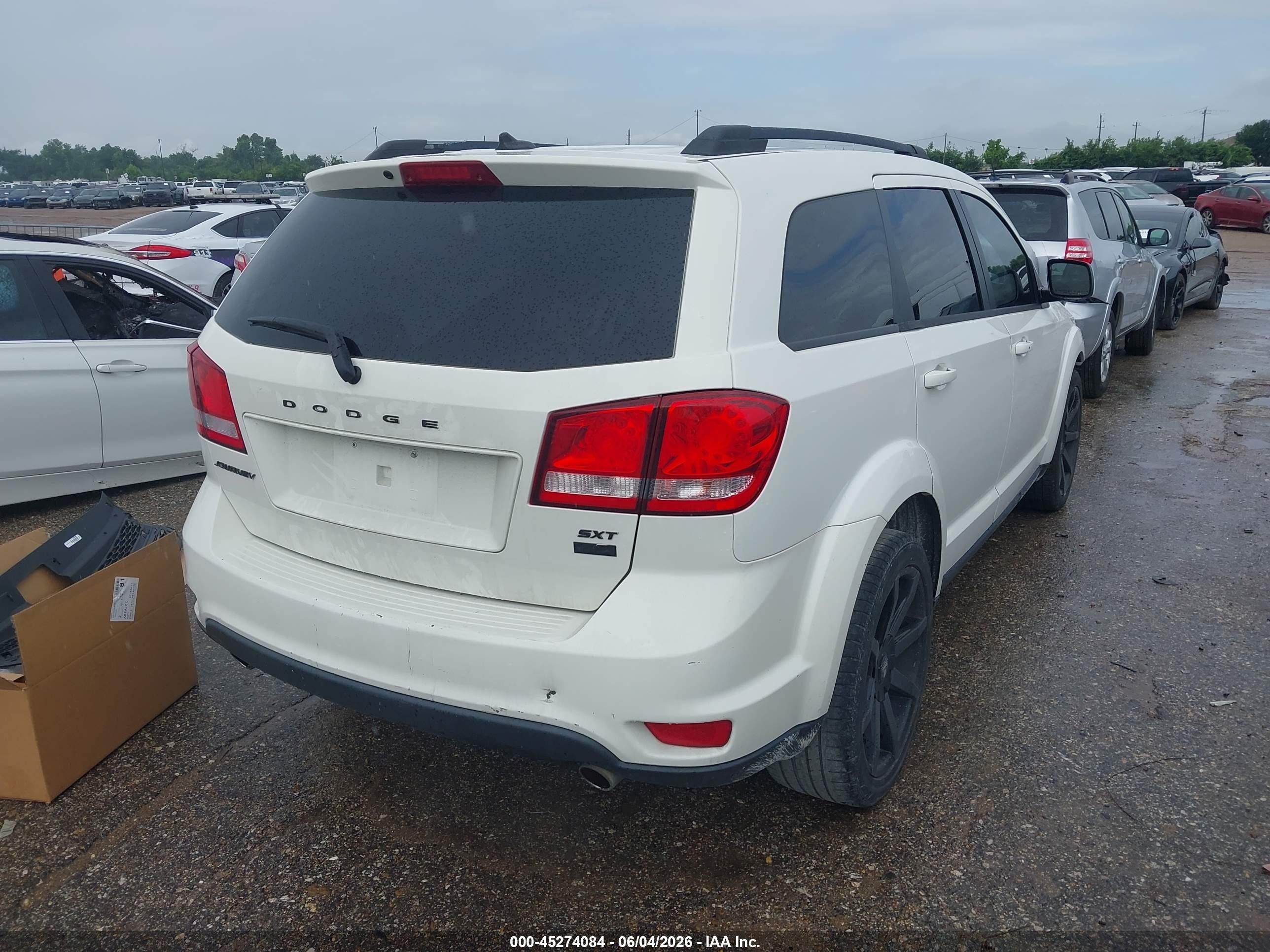 2014 Dodge Journey Sxt Белый vin: 3C4PDCBG7ET176312