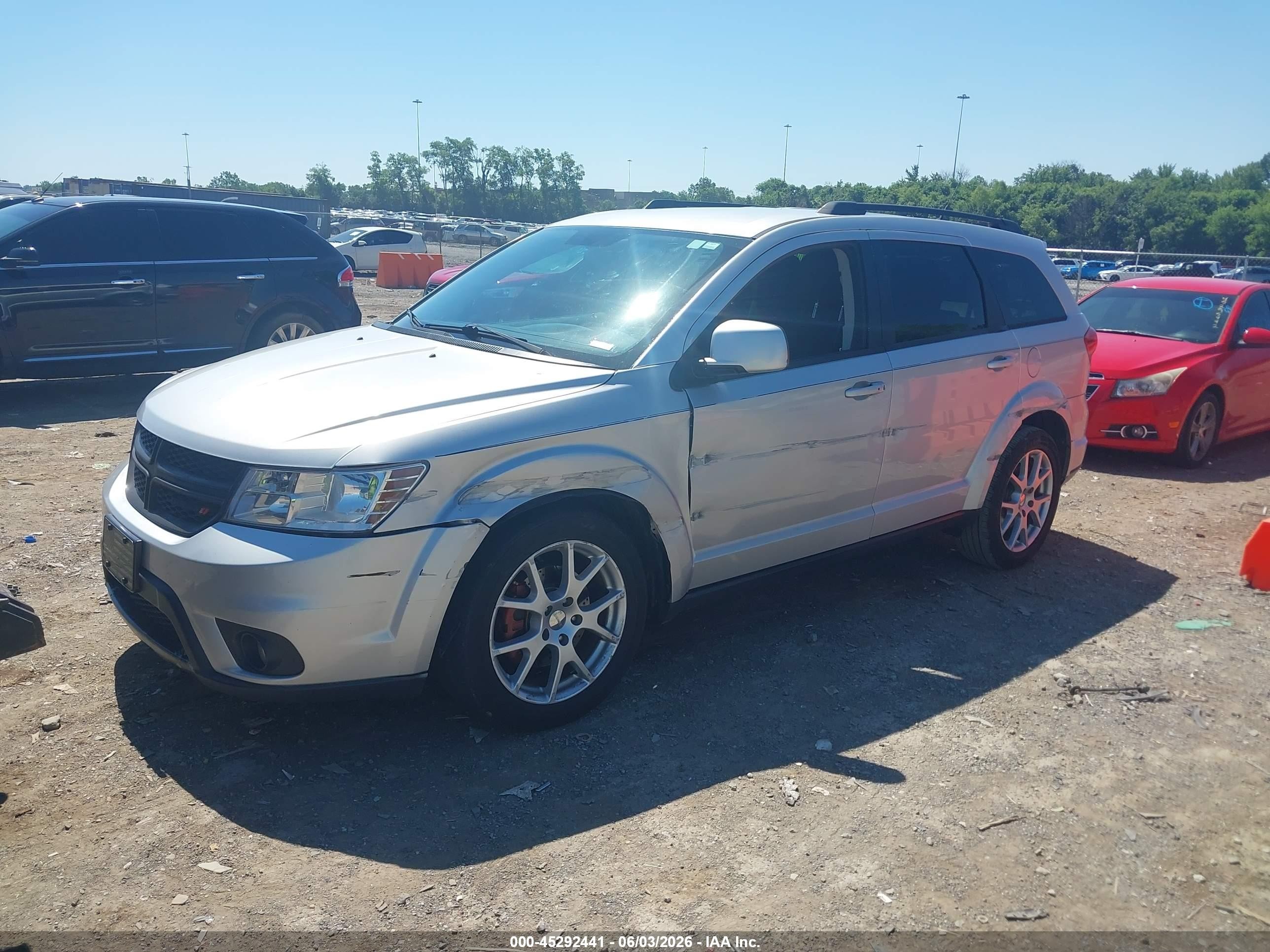 2014 Dodge Journey Sxt Silver vin: 3C4PDCBG7ET227047
