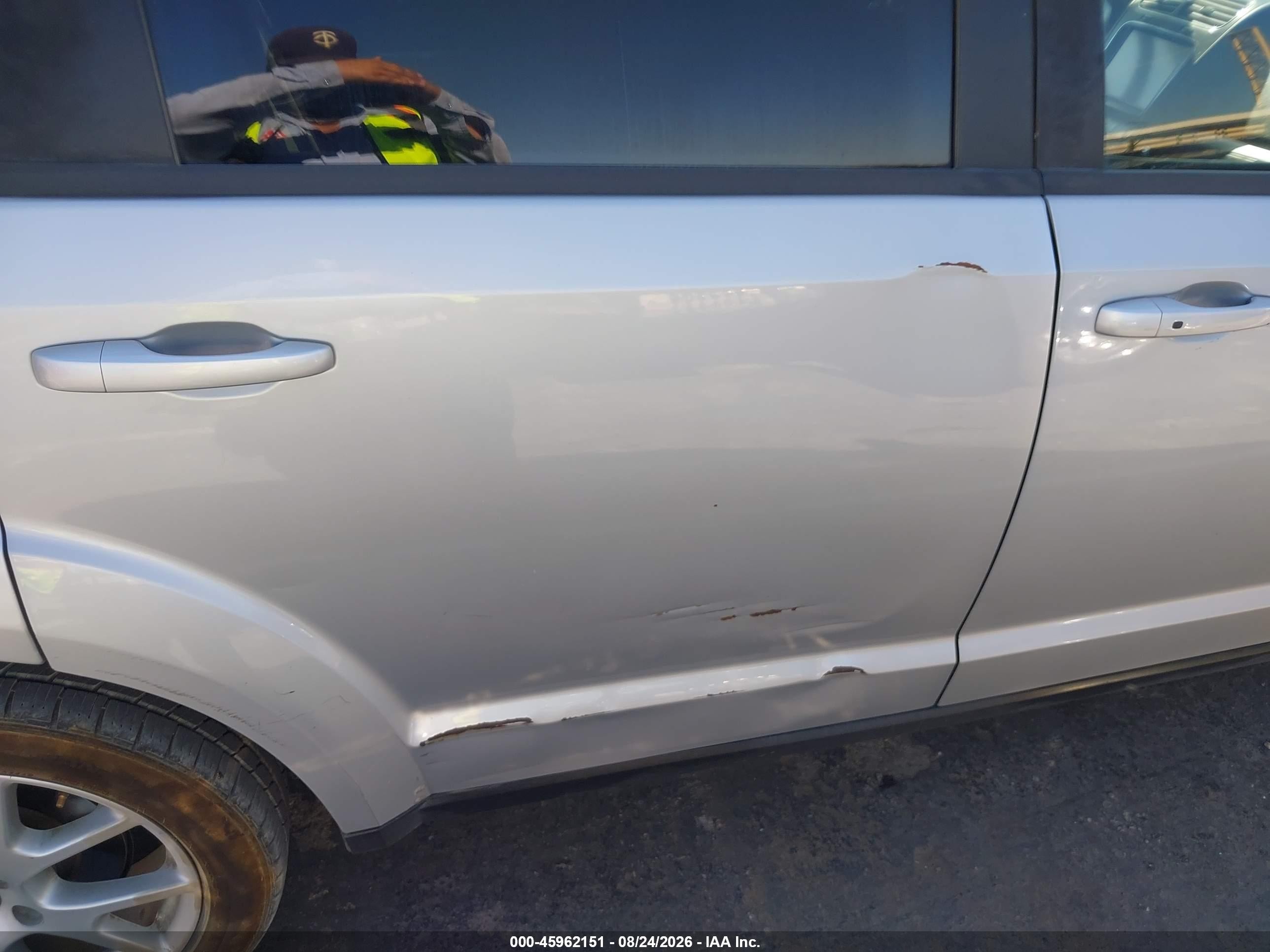 2014 Dodge Journey Sxt Silver vin: 3C4PDCBG7ET287880