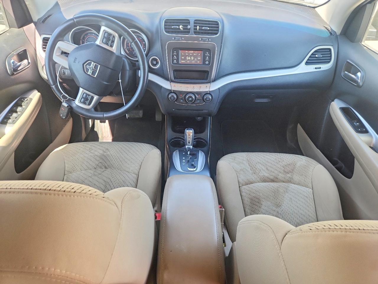 2015 Dodge Journey Sxt Серебряный vin: 3C4PDCBG7FT678450