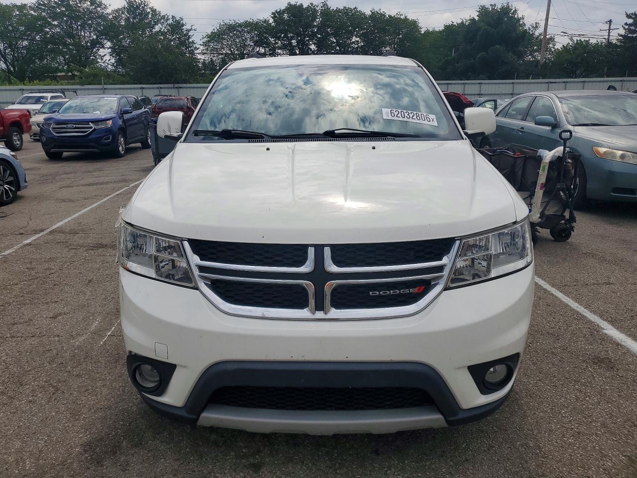 2015 Dodge Journey Sxt White vin: 3C4PDCBG7FT696687