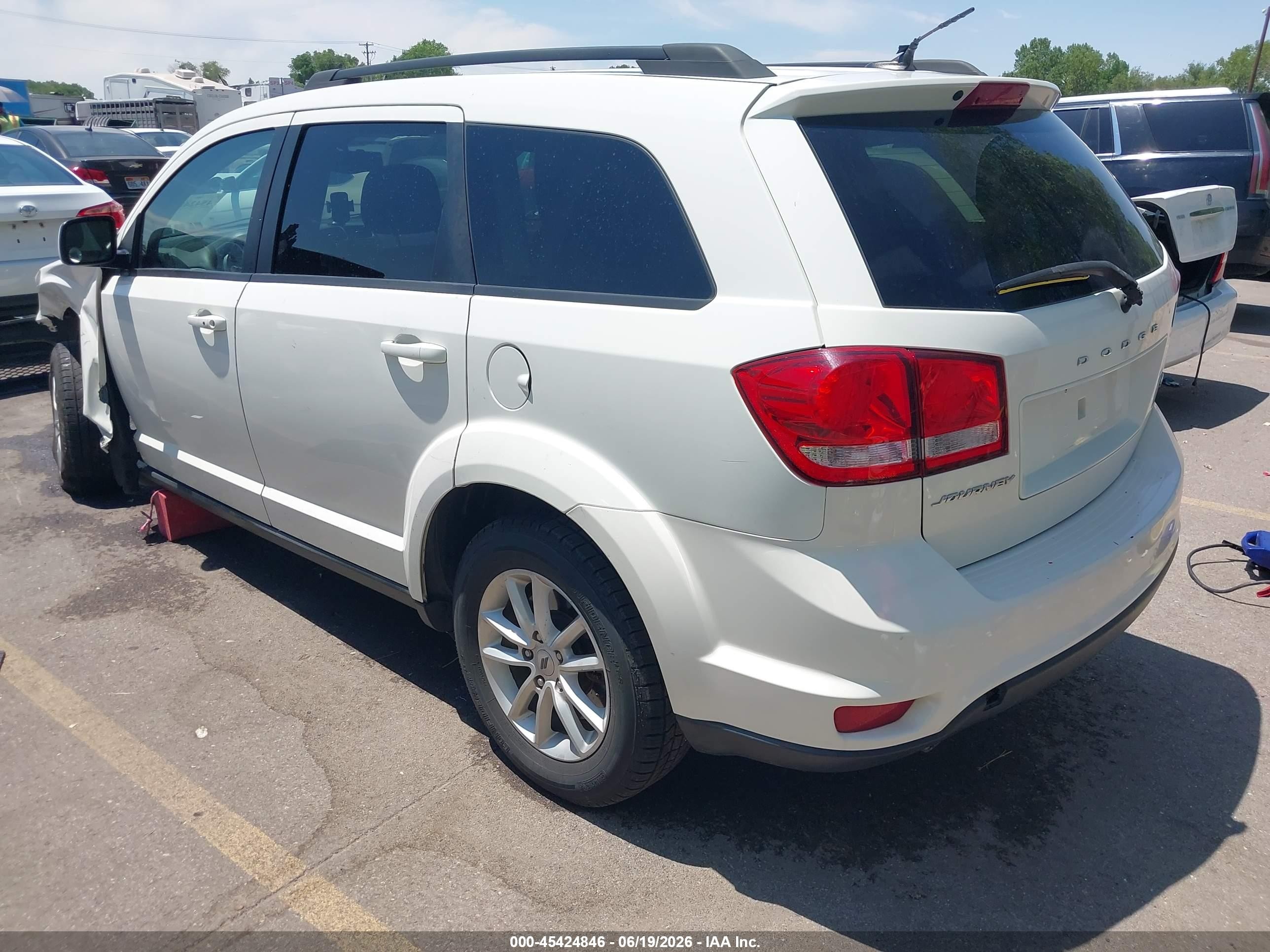 2014 Dodge Journey Sxt White vin: 3C4PDCBG8ET106723