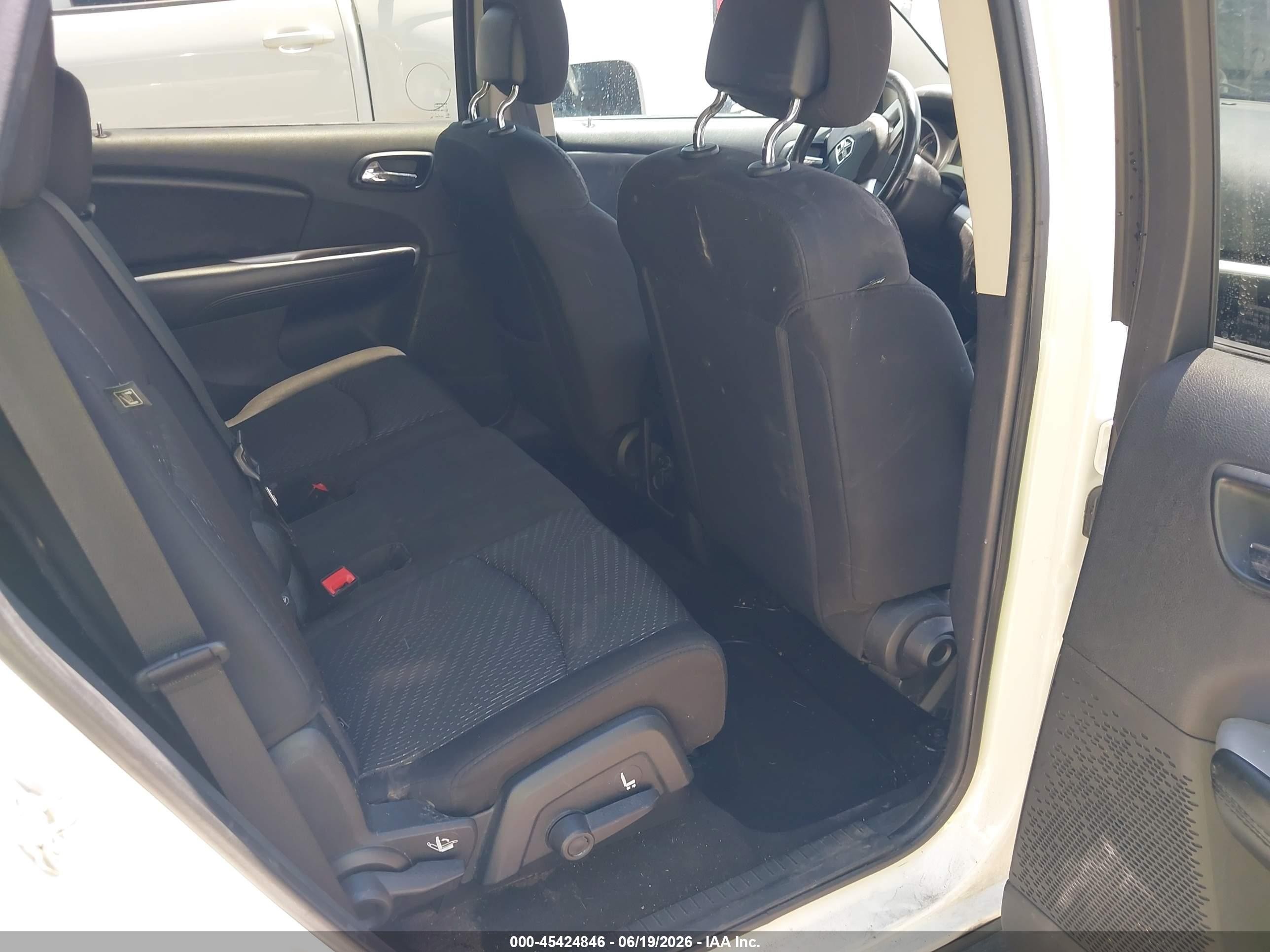 2014 Dodge Journey Sxt White vin: 3C4PDCBG8ET106723