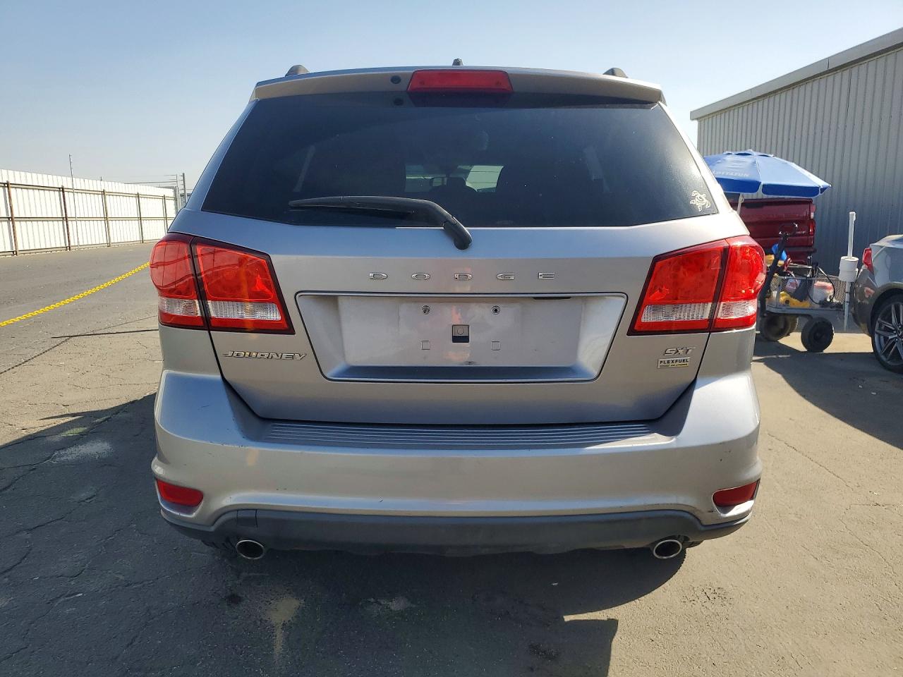 2015 Dodge Journey Sxt Silver vin: 3C4PDCBG8FT649460