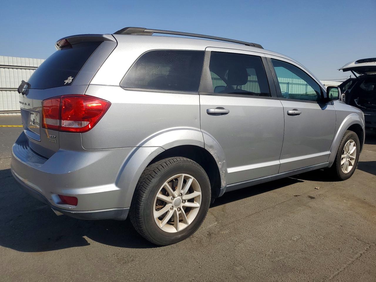 2015 Dodge Journey Sxt Silver vin: 3C4PDCBG8FT649460