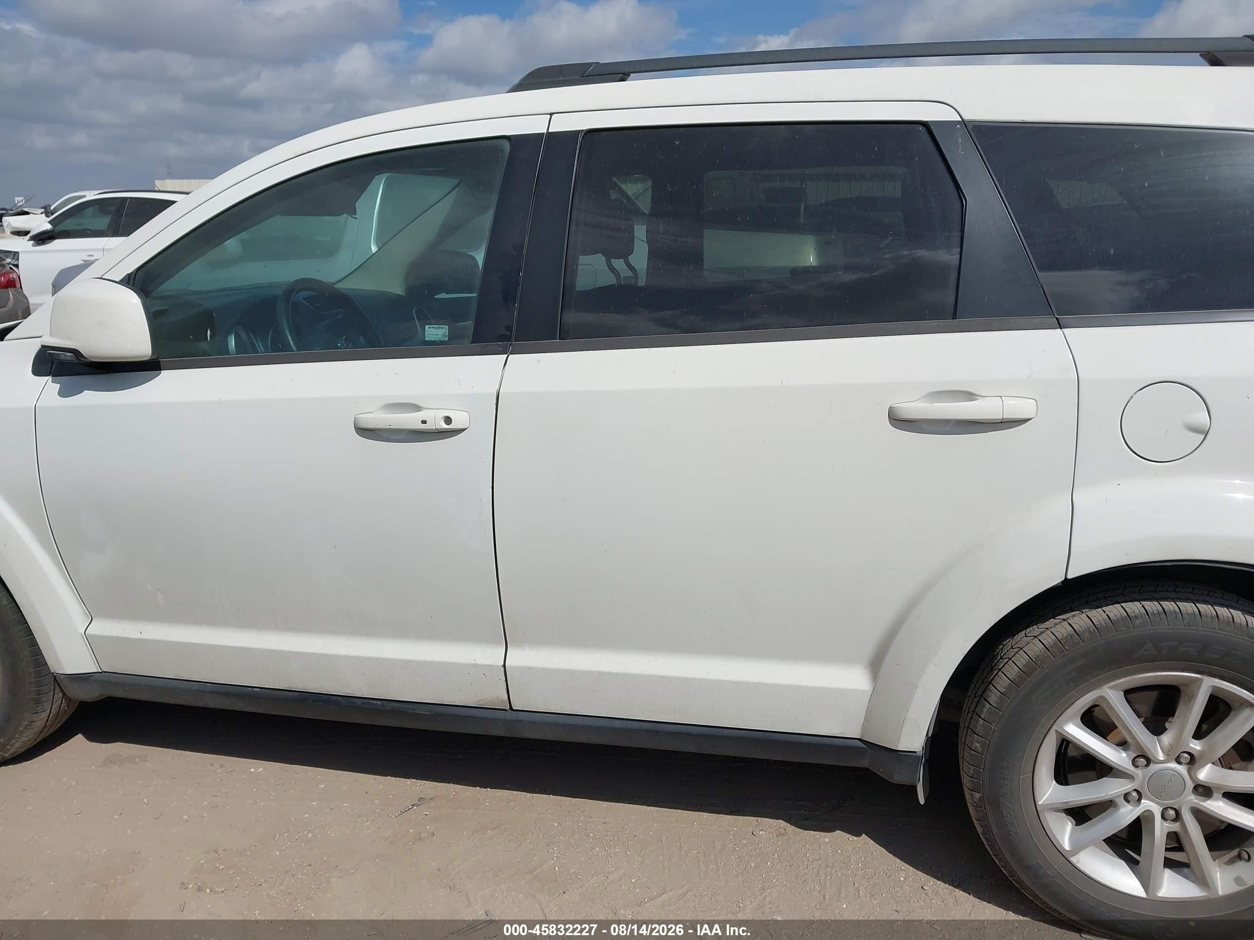 2015 Dodge Journey Sxt White vin: 3C4PDCBG8FT658398