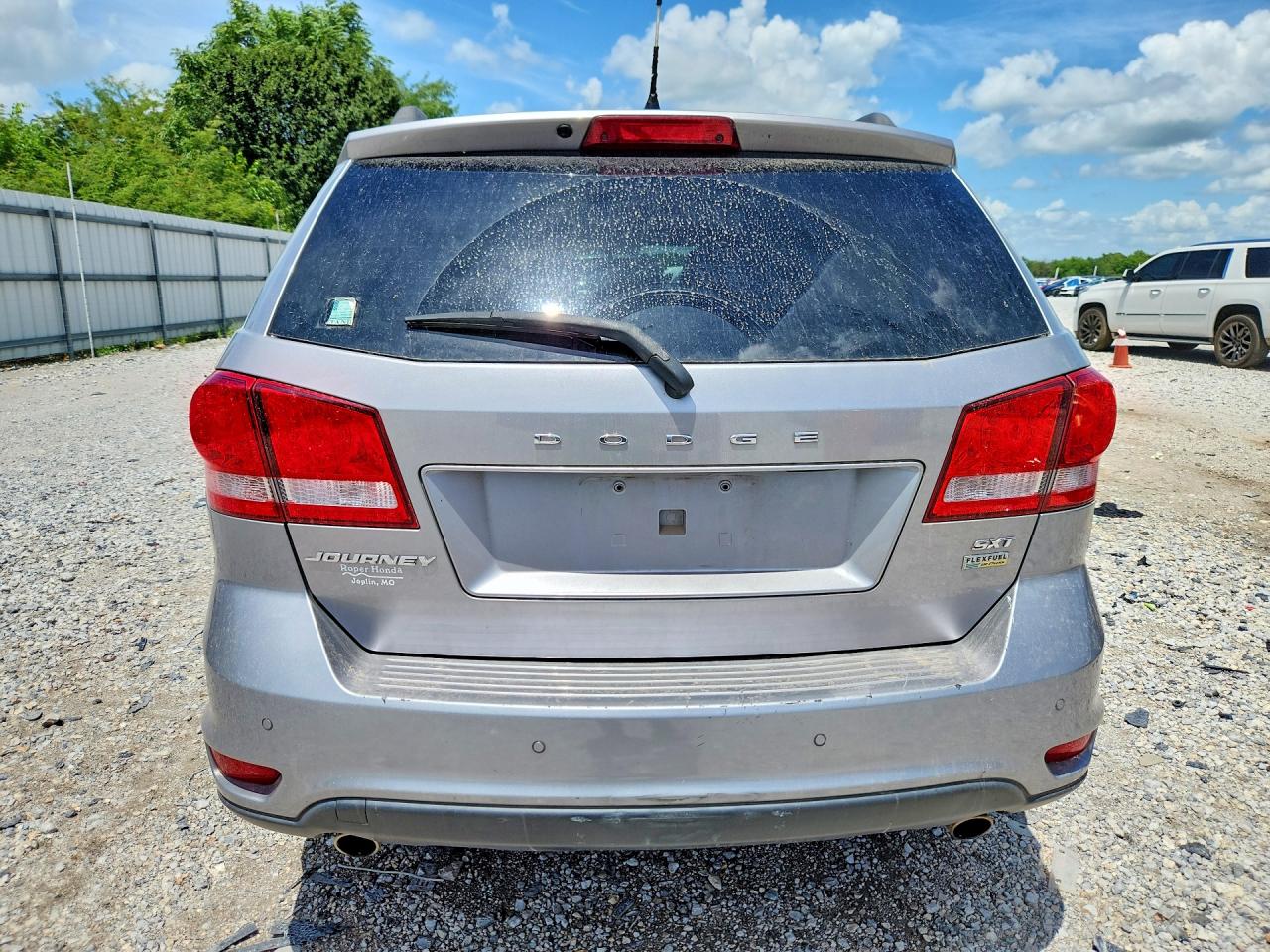 2015 Dodge Journey Sxt Silver vin: 3C4PDCBG8FT686508