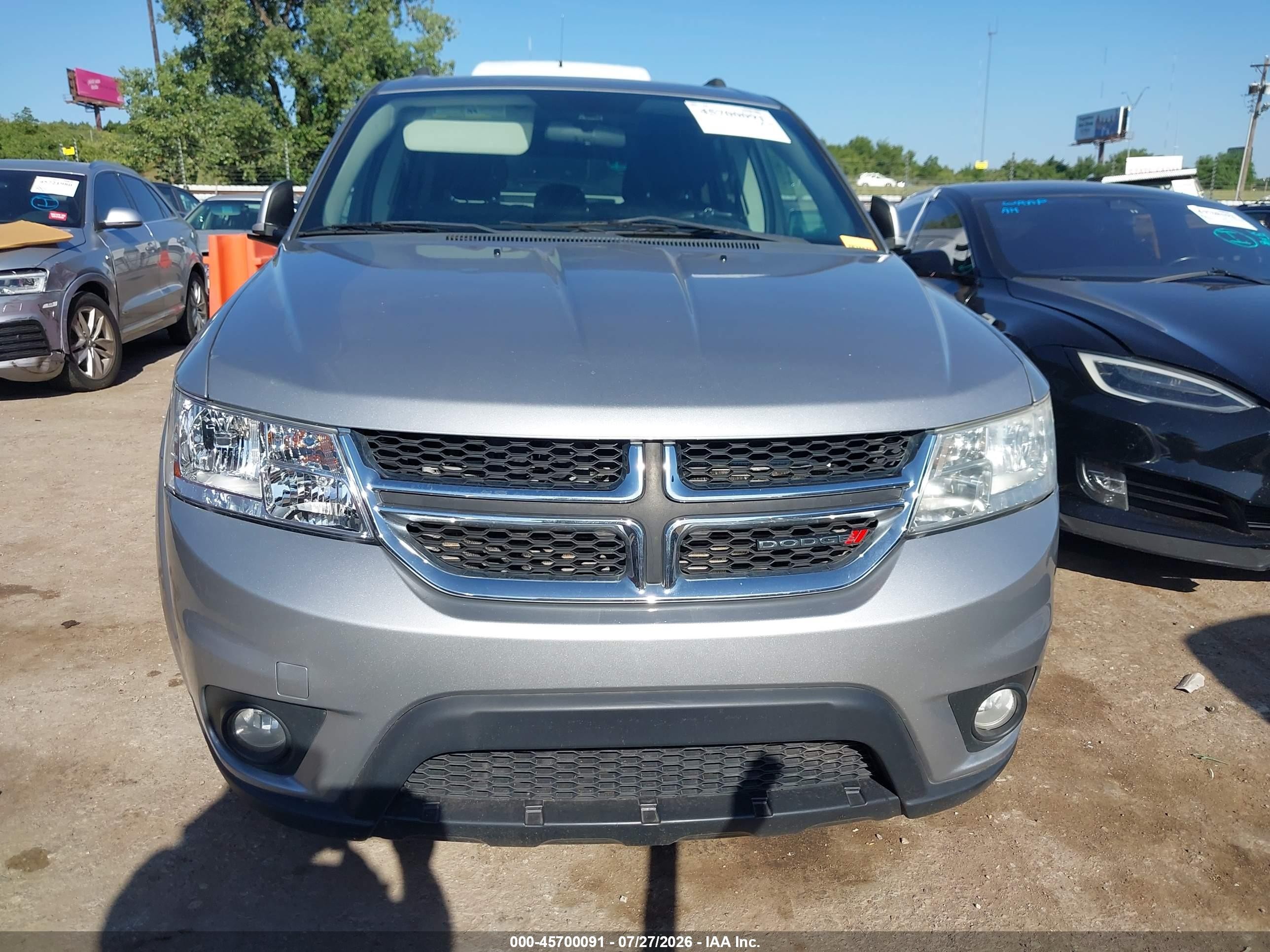 2015 Dodge Journey Sxt Серебряный vin: 3C4PDCBG8FT711455
