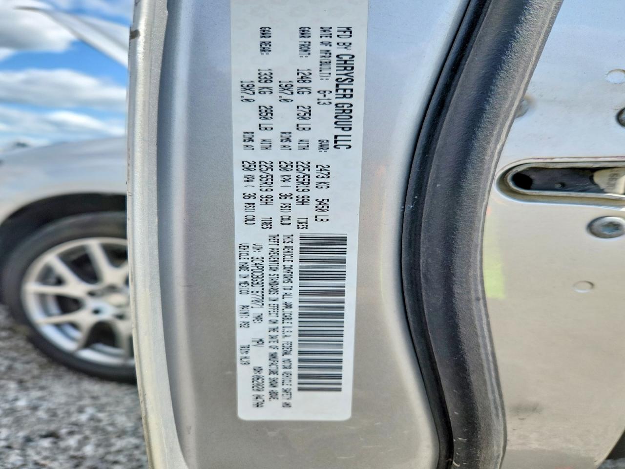 2013 Dodge Journey Sxt Silver vin: 3C4PDCBG9DT677071