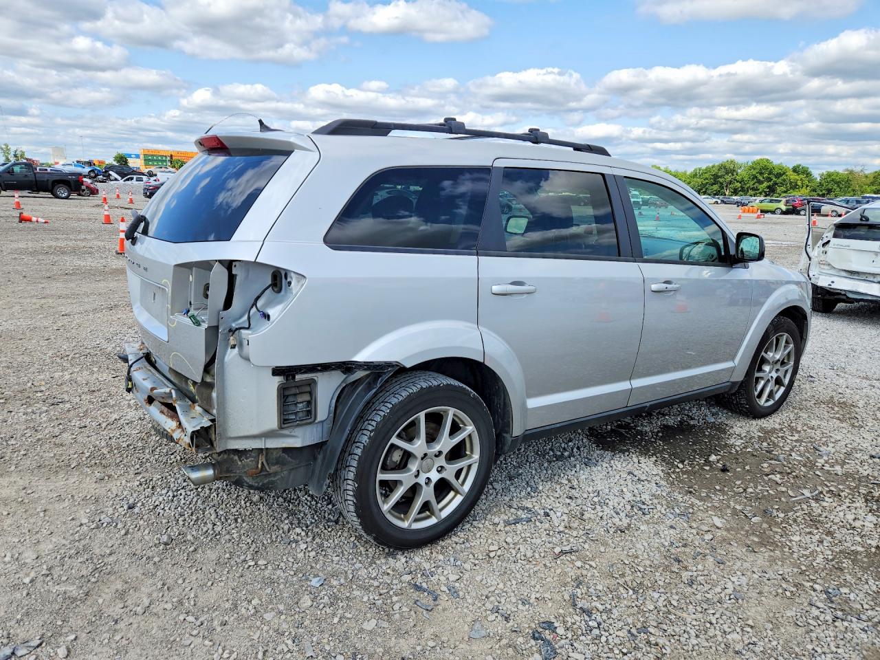 2013 Dodge Journey Sxt Silver vin: 3C4PDCBG9DT677071