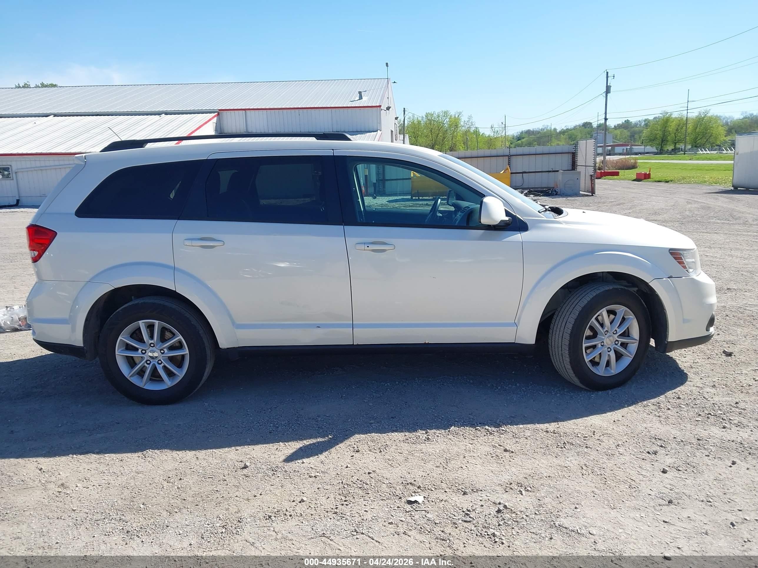 2014 Dodge Journey Sxt White vin: 3C4PDCBG9ET112207