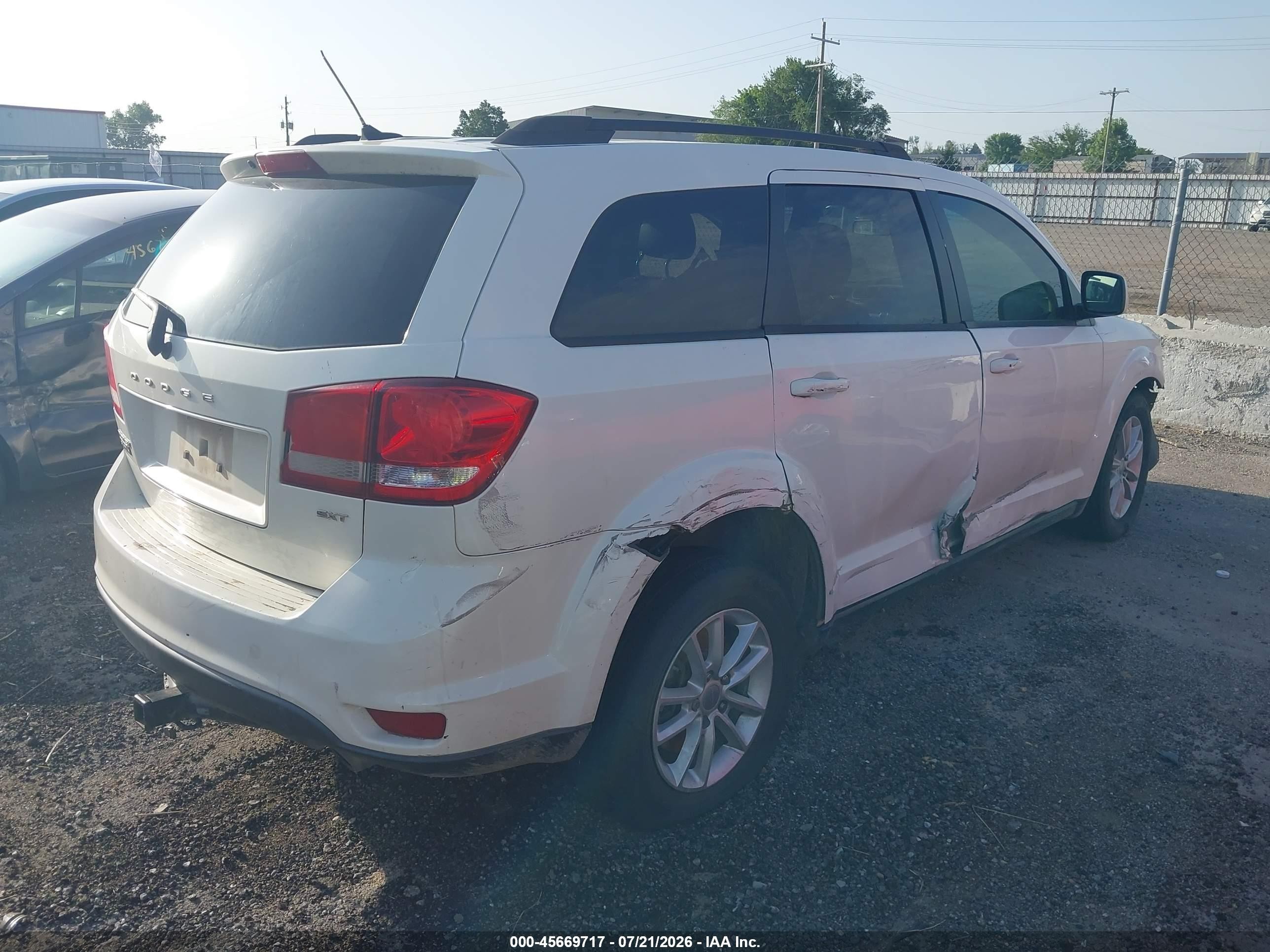 2015 Dodge Journey Sxt White vin: 3C4PDCBG9FT531806