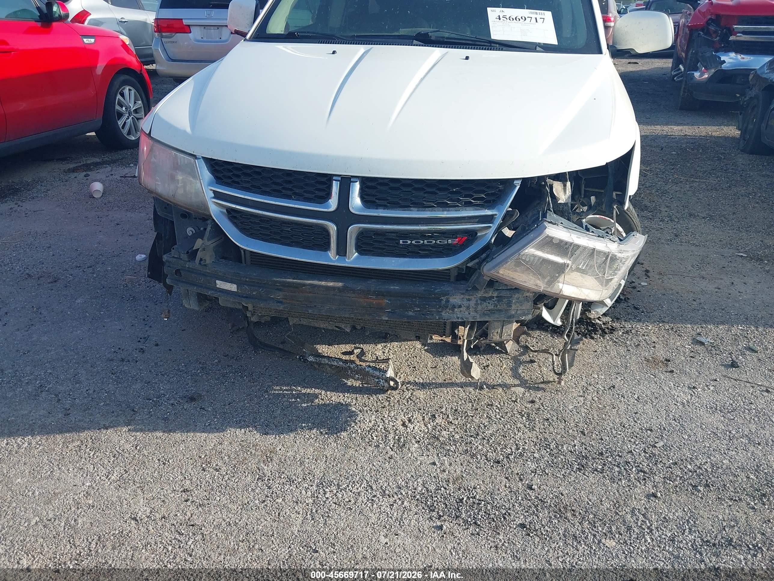2015 Dodge Journey Sxt White vin: 3C4PDCBG9FT531806