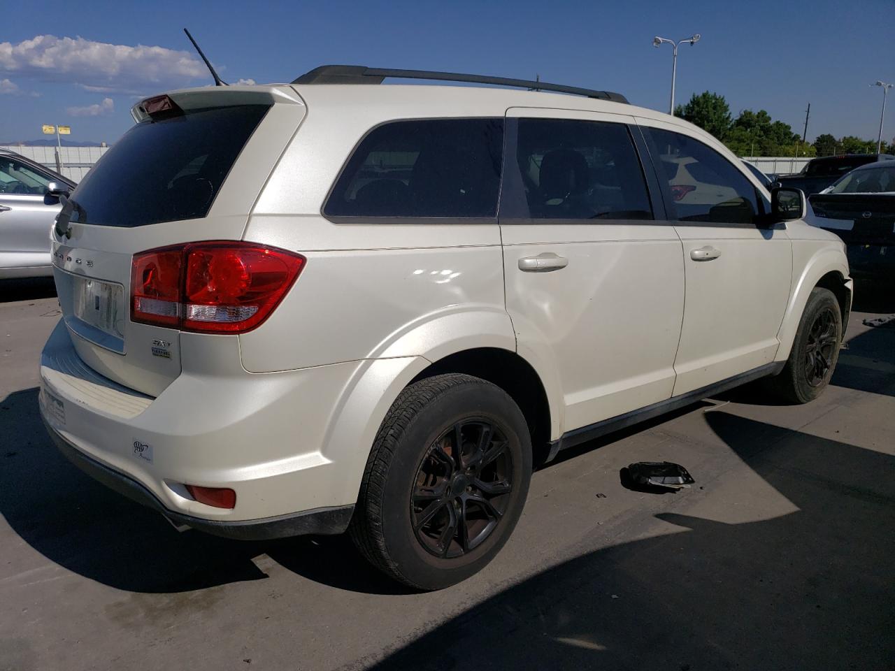2015 Dodge Journey Sxt White vin: 3C4PDCBG9FT540019