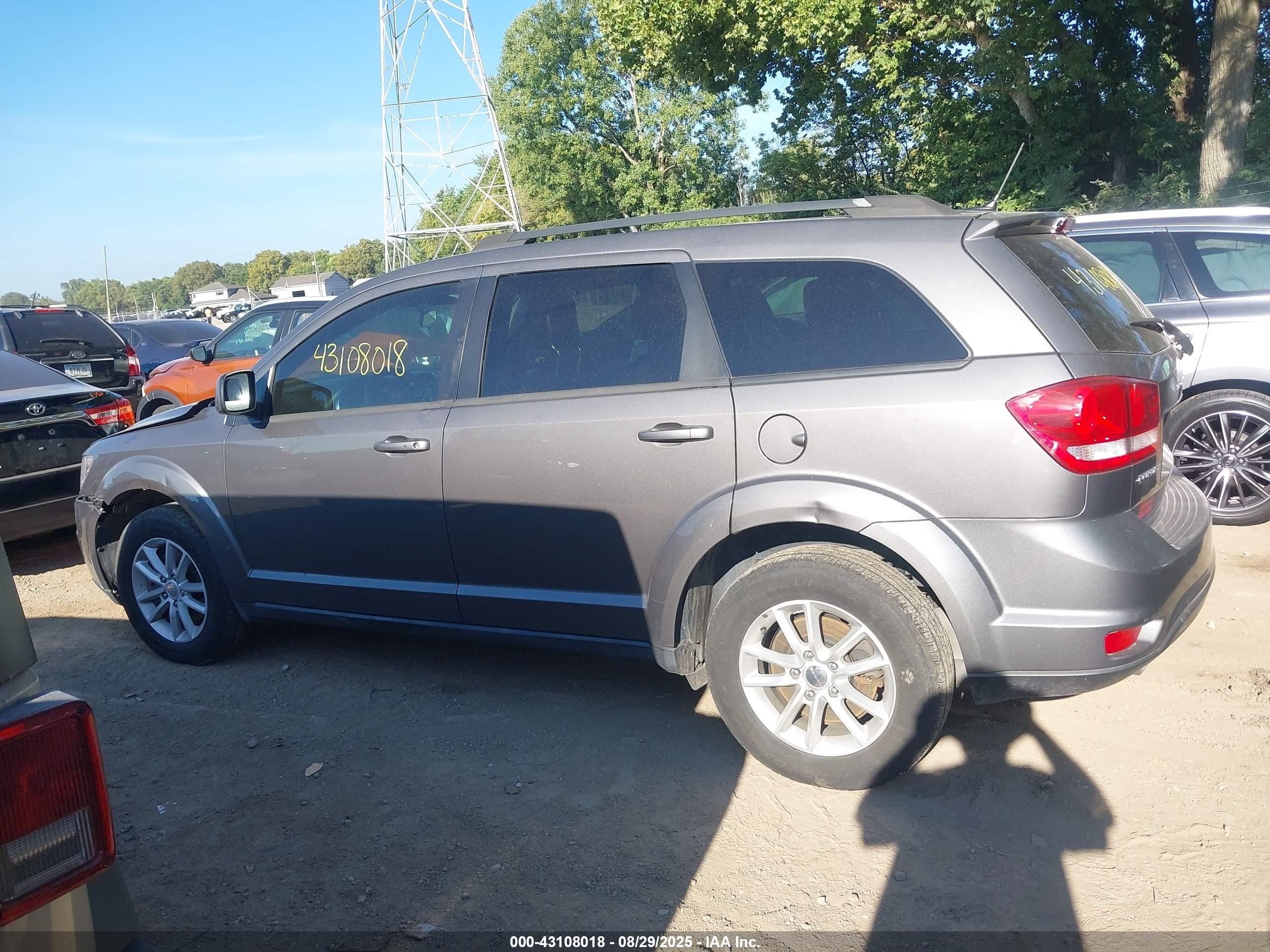 2013 Dodge Journey Sxt Серый vin: 3C4PDCBGXDT626033