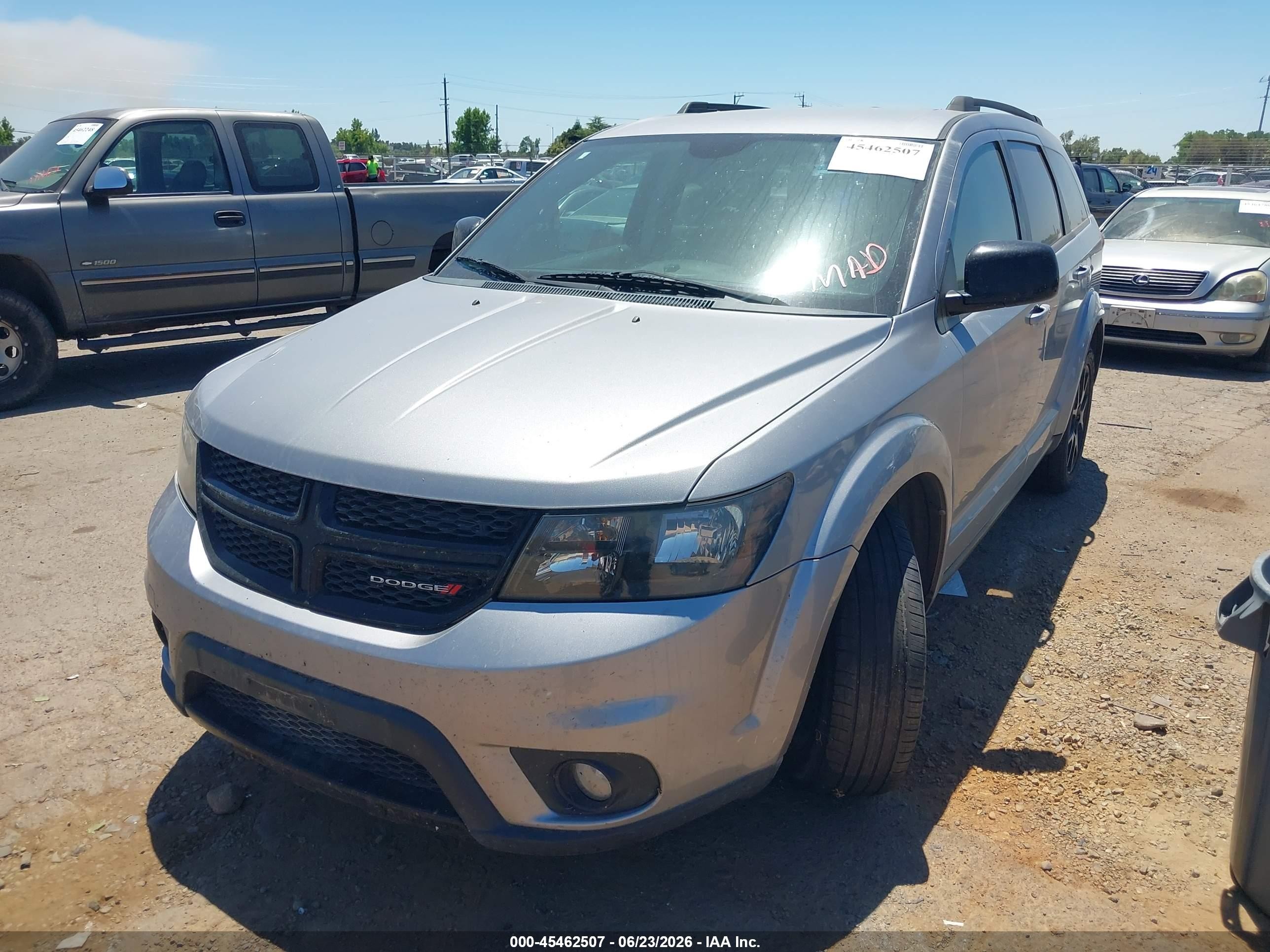 2015 Dodge Journey Sxt Silver vin: 3C4PDCBGXFT699650
