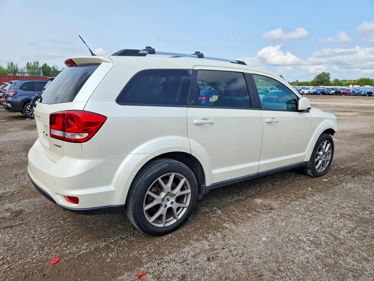 2013 Dodge Journey Sxt White vin: 3C4PDCCG3DT649913