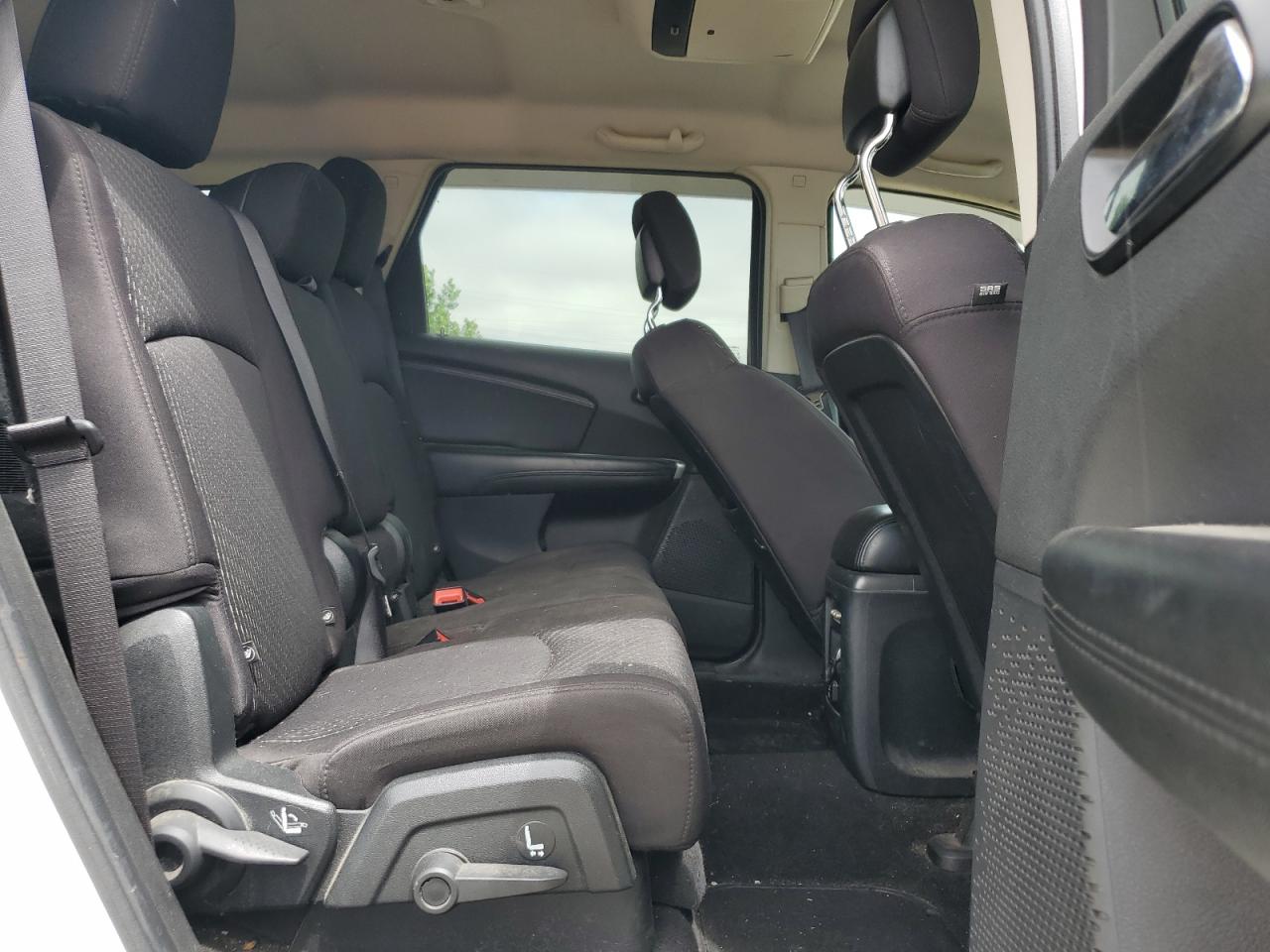 2013 Dodge Journey Sxt White vin: 3C4PDCCG4DT693791