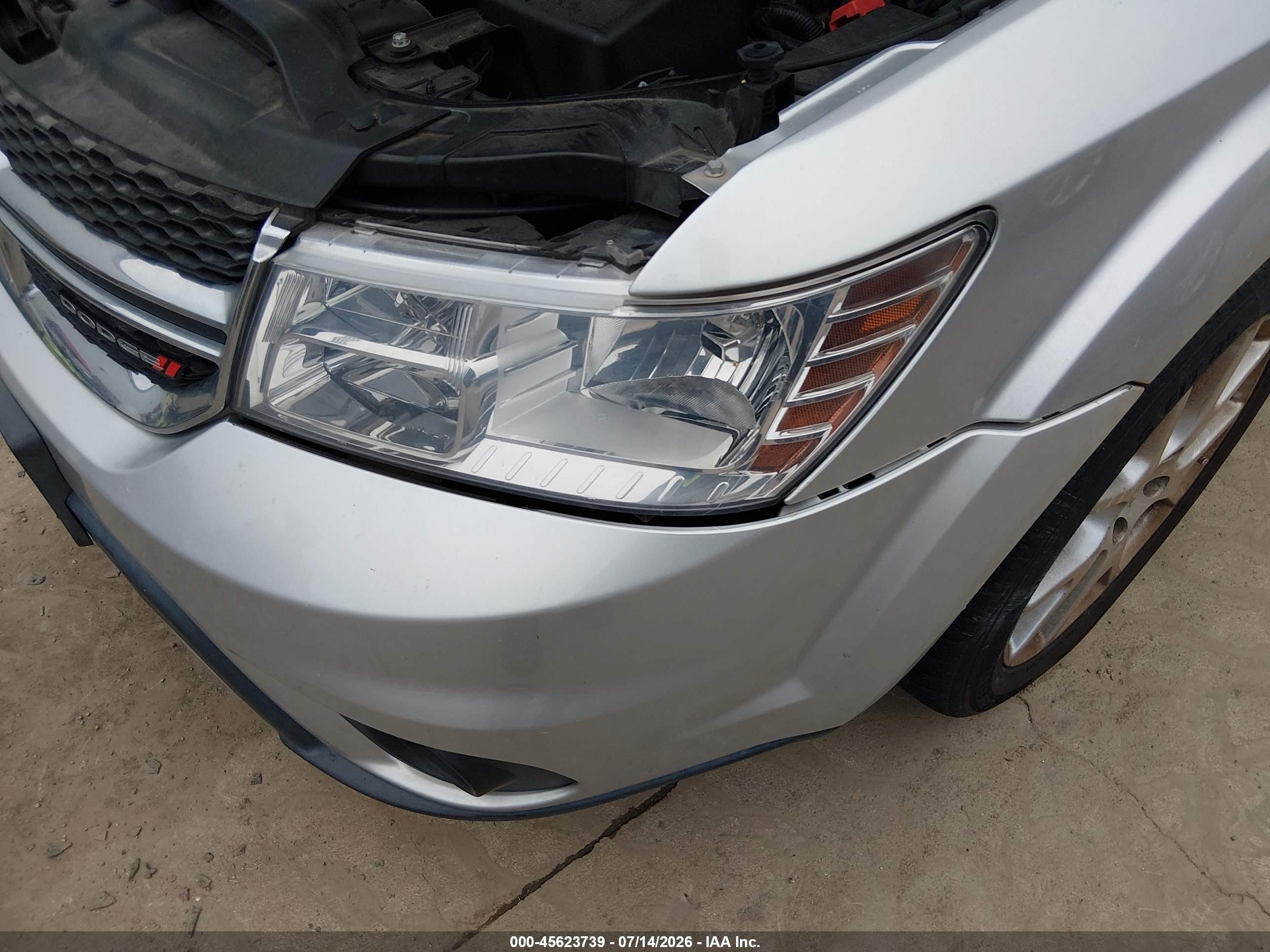 2014 Dodge Journey Sxt Silver vin: 3C4PDCCG6ET136155