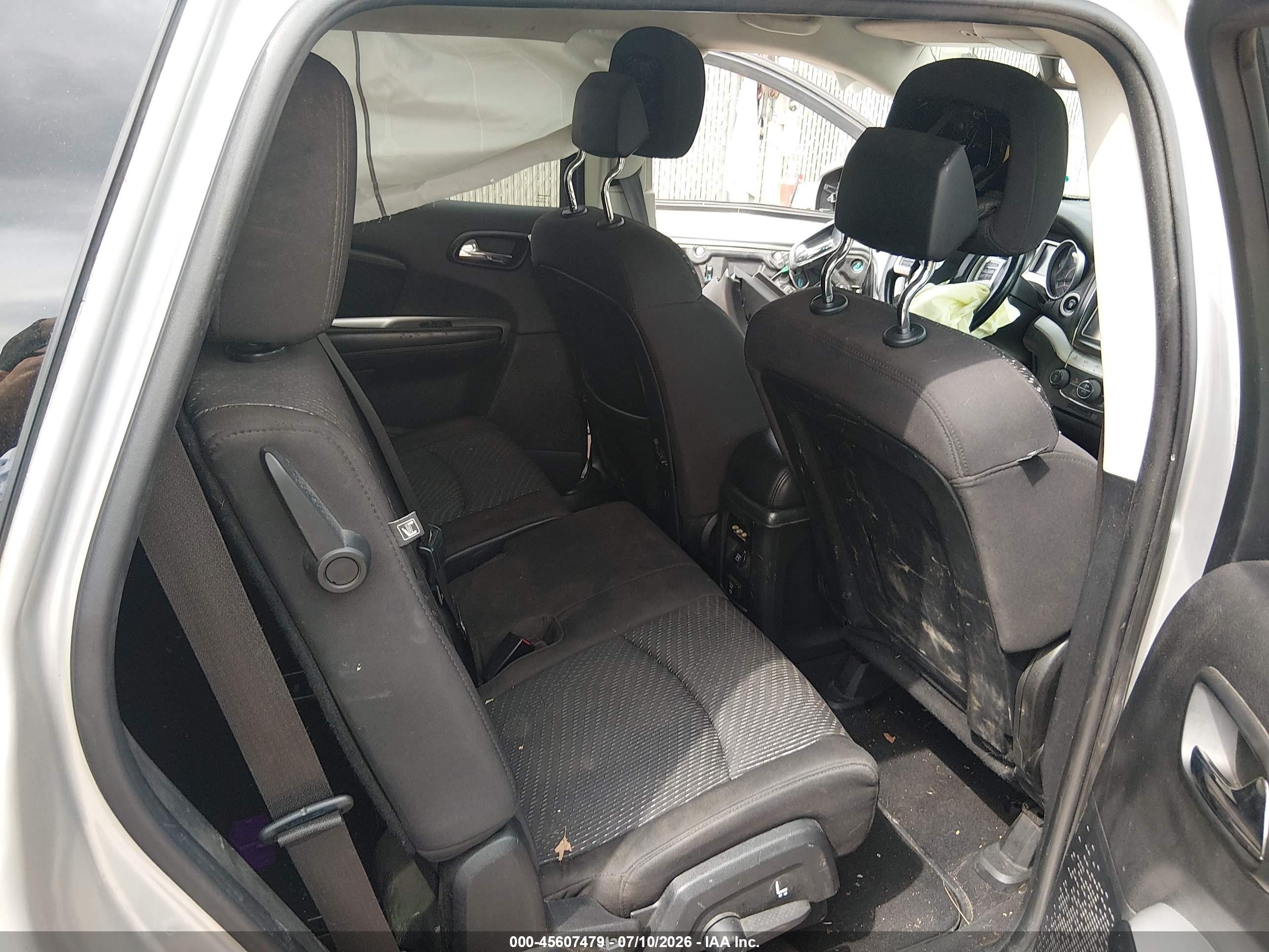 2014 Dodge Journey Sxt Silver vin: 3C4PDCCG7ET122507