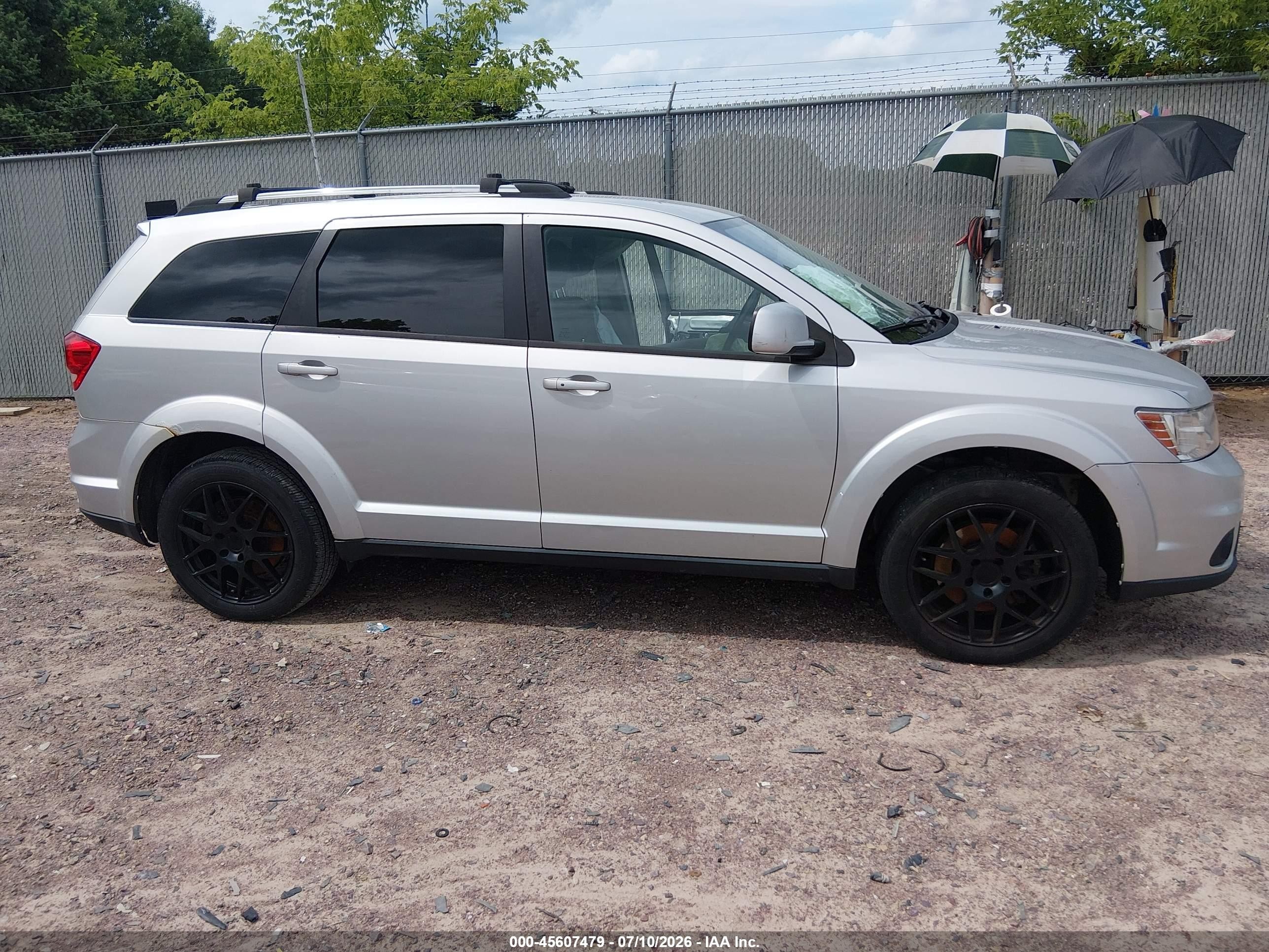 2014 Dodge Journey Sxt Silver vin: 3C4PDCCG7ET122507