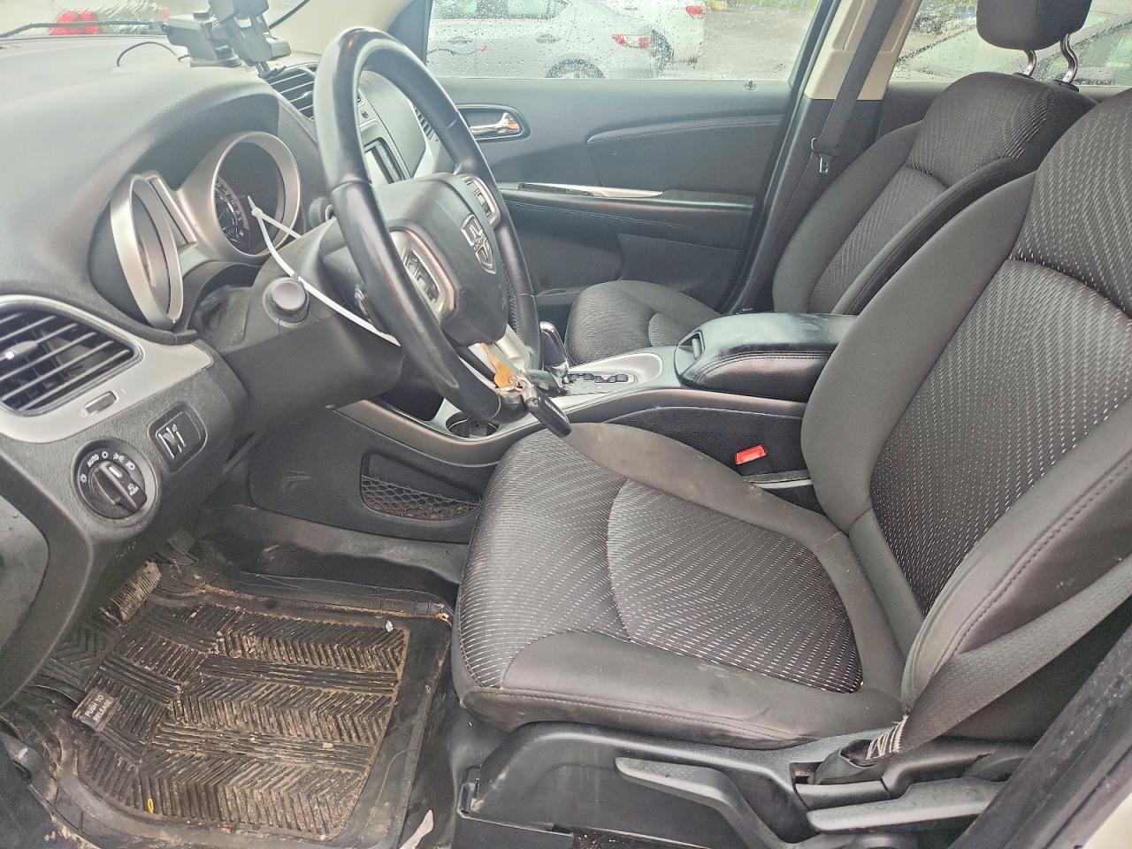 2015 Dodge Journey Sxt Белый vin: 3C4PDCCG7FT652526