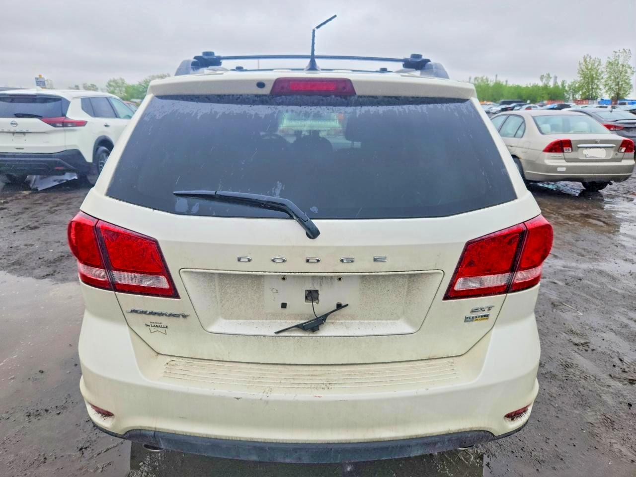 2015 Dodge Journey Sxt Белый vin: 3C4PDCCG7FT652526
