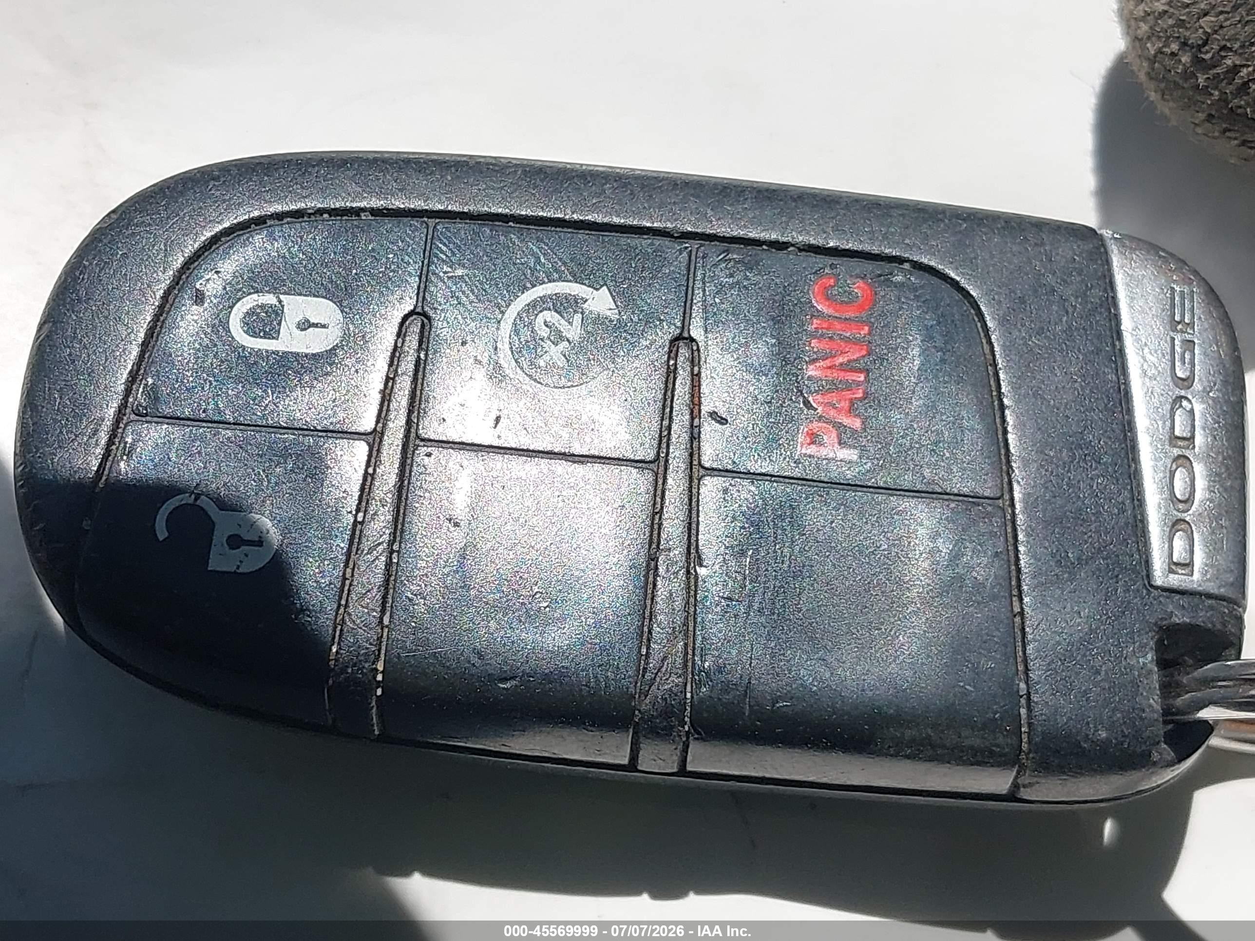 2013 Dodge Journey Crew Red vin: 3C4PDCDG0DT682687