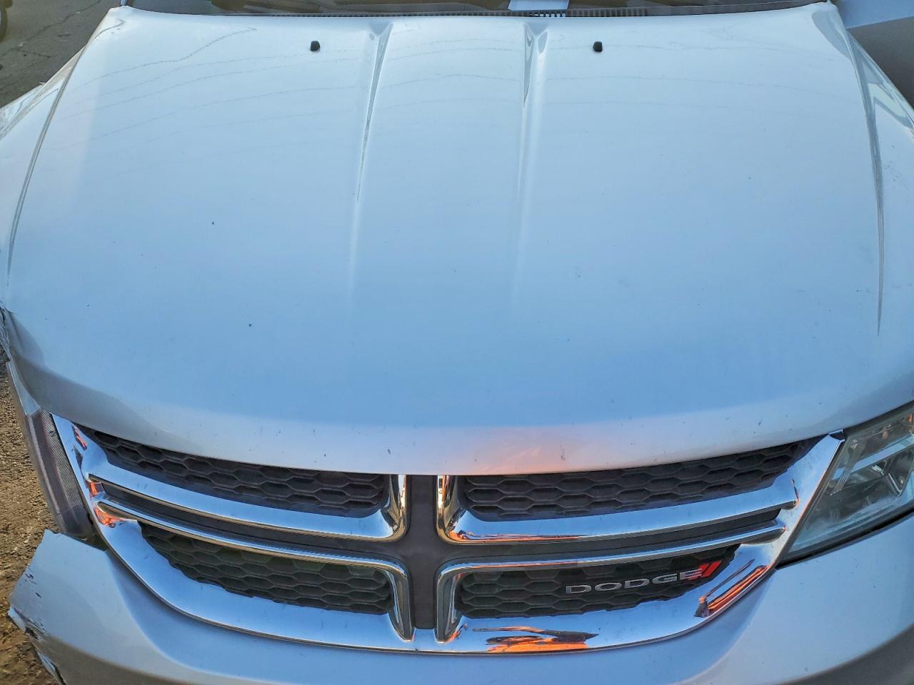 2014 Dodge Journey Limited Silver vin: 3C4PDCDG0ET182711