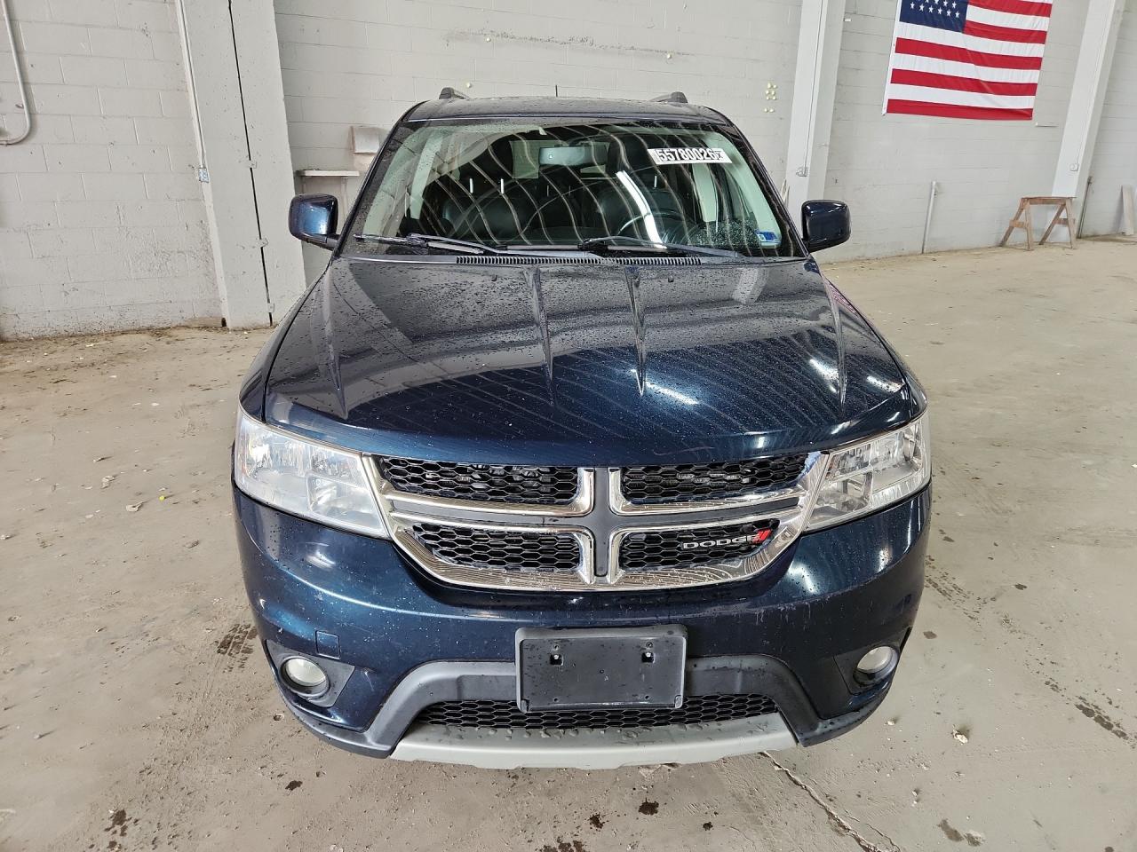 2014 Dodge Journey Limited Blue vin: 3C4PDCDG2ET119173 Damage: Right Head Lamp, Faded, Repair Required