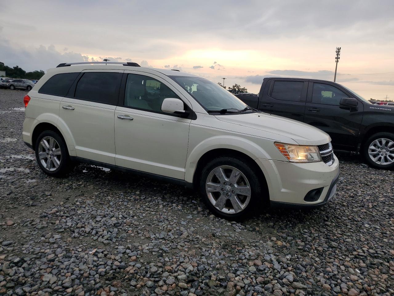 2012 Dodge Journey Crew White vin: 3C4PDCDG3CT353643
