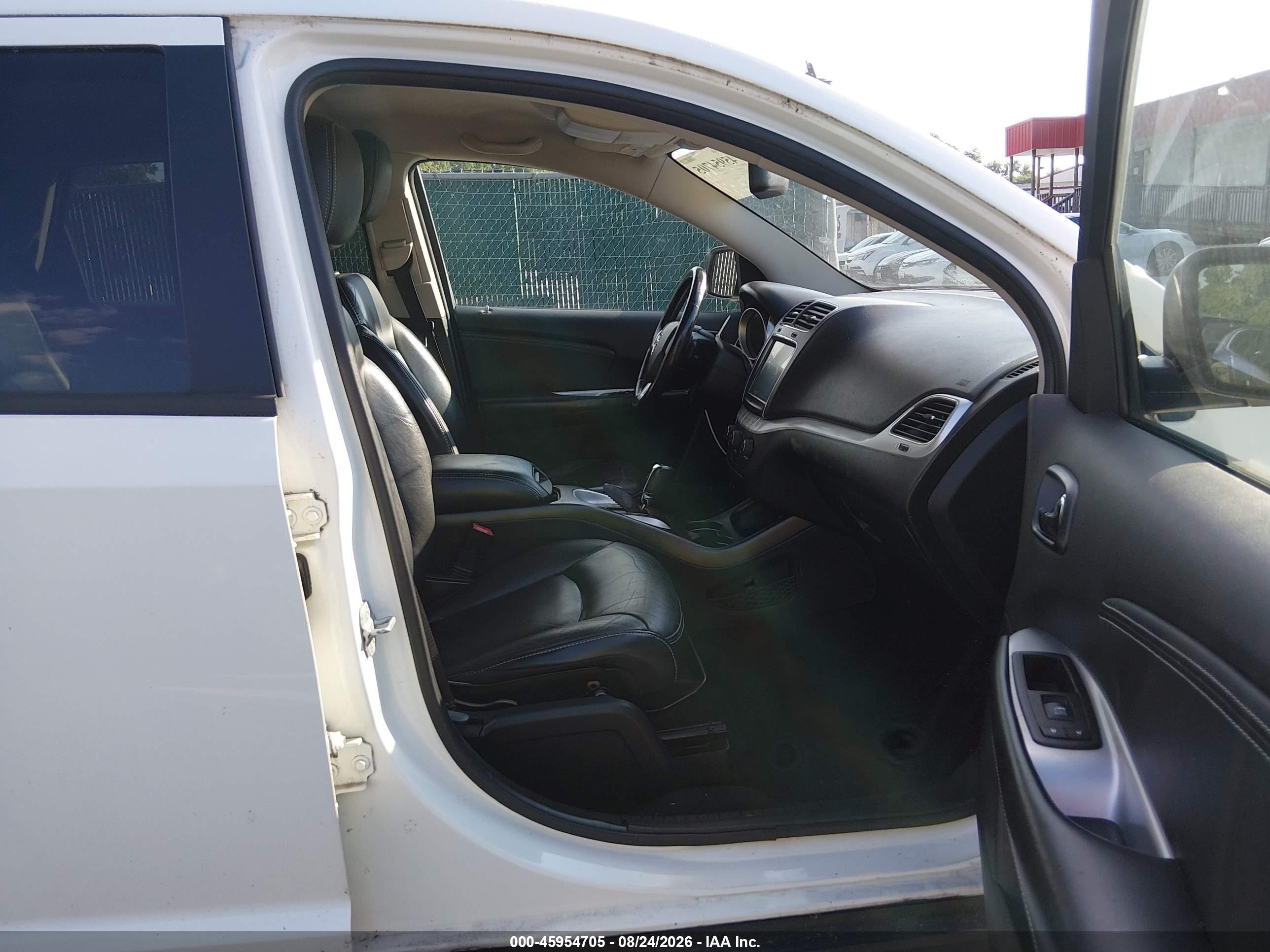 2014 Dodge Journey Limited White vin: 3C4PDCDG4ET174725