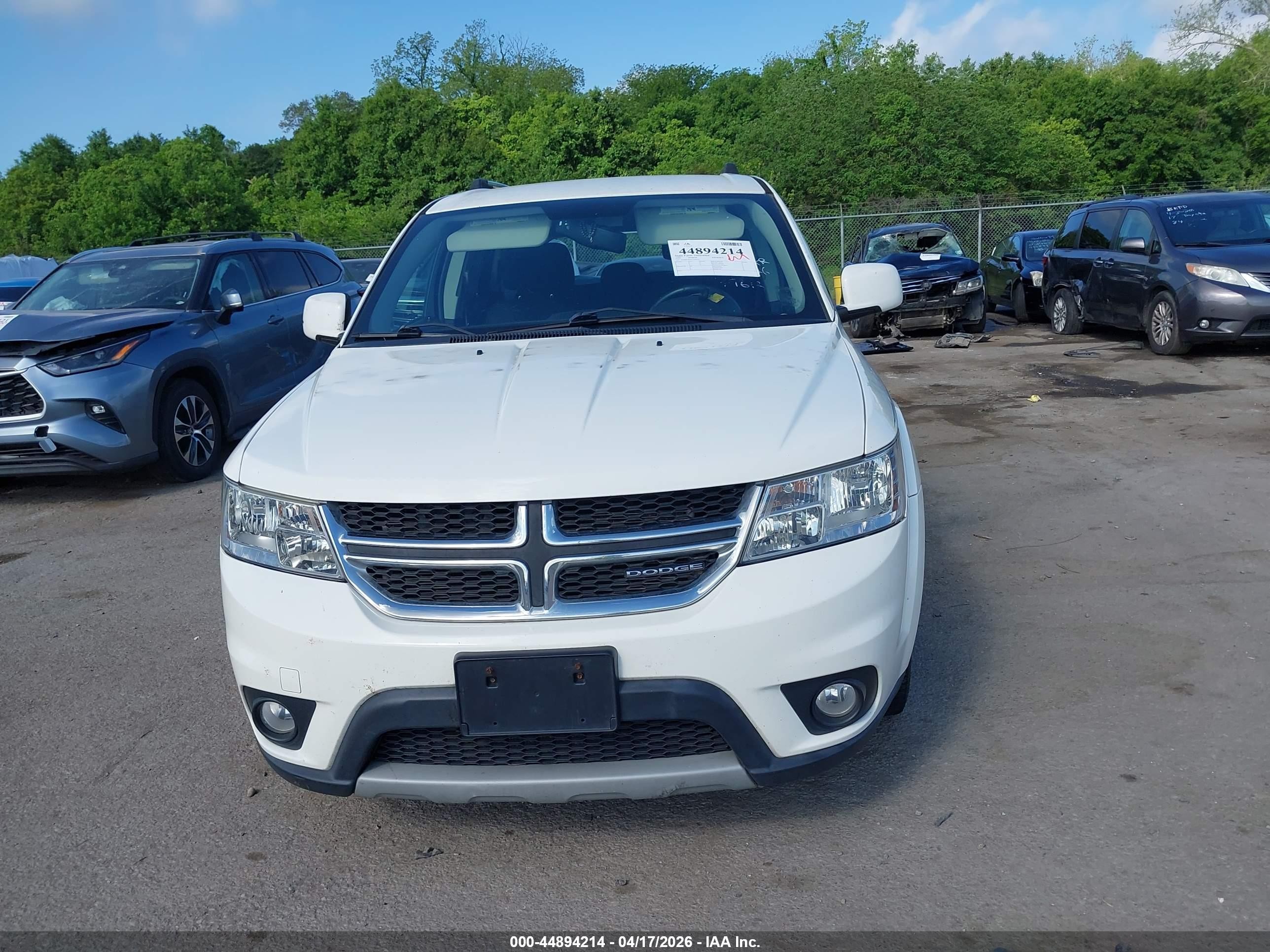 2012 Dodge Journey Crew White vin: 3C4PDCDG5CT147613