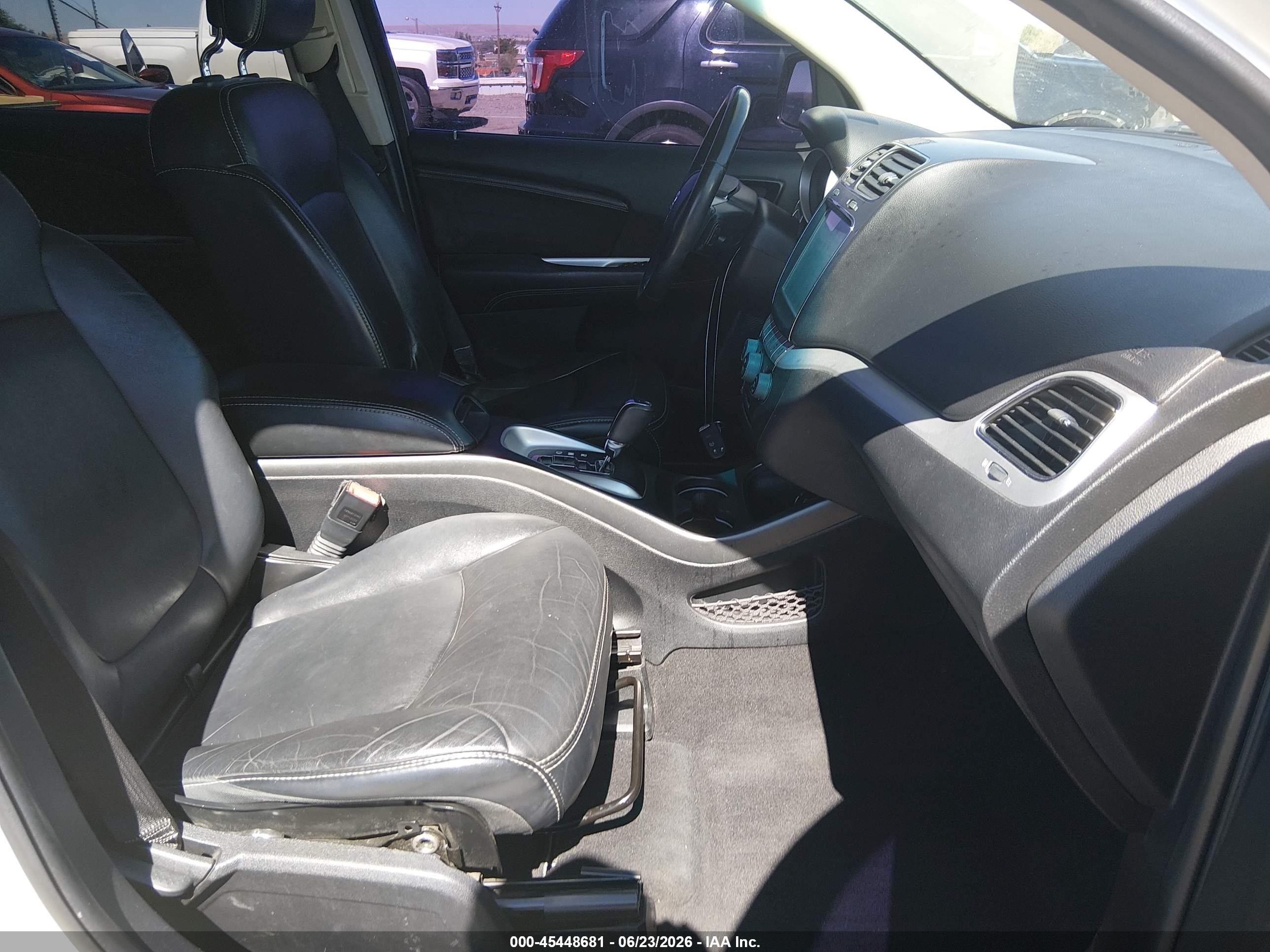 2013 Dodge Journey Crew White vin: 3C4PDCDG5DT600419
