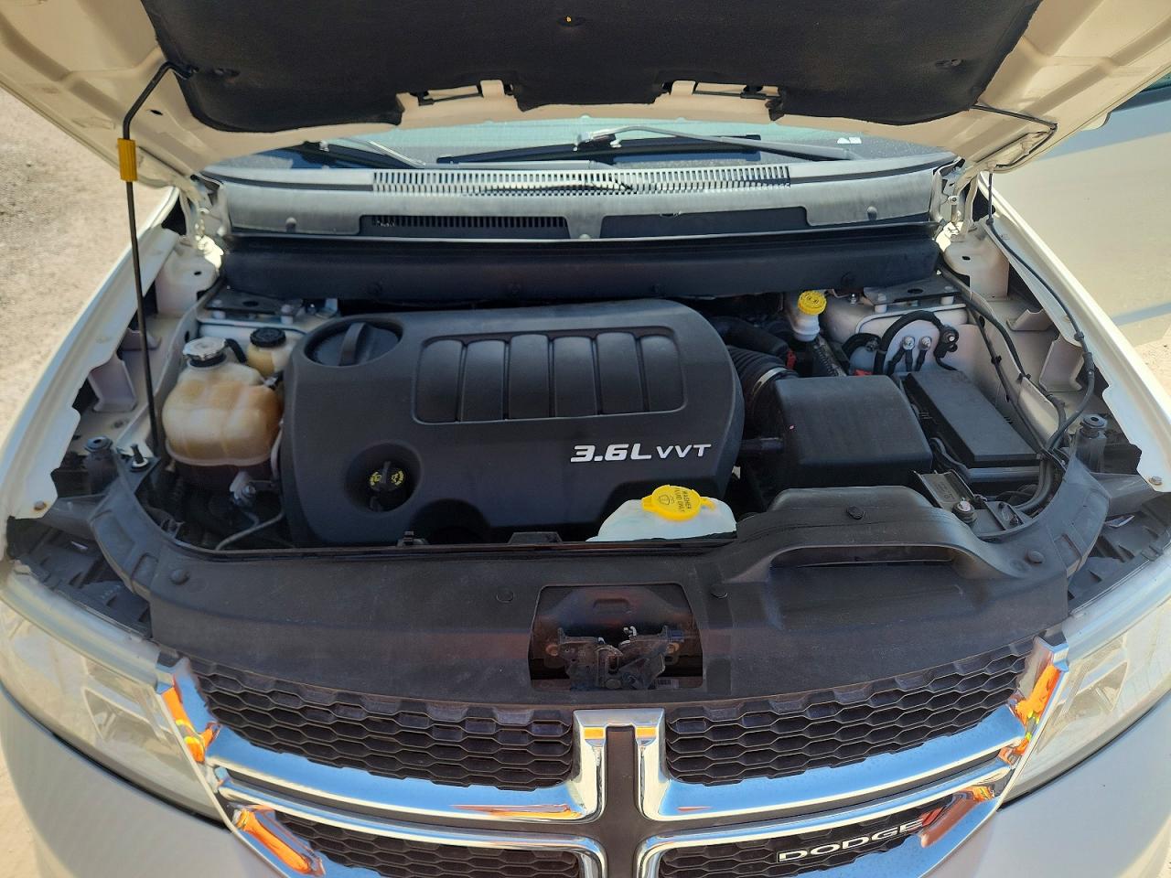 2013 Dodge Journey Crew White vin: 3C4PDCDG6DT545138