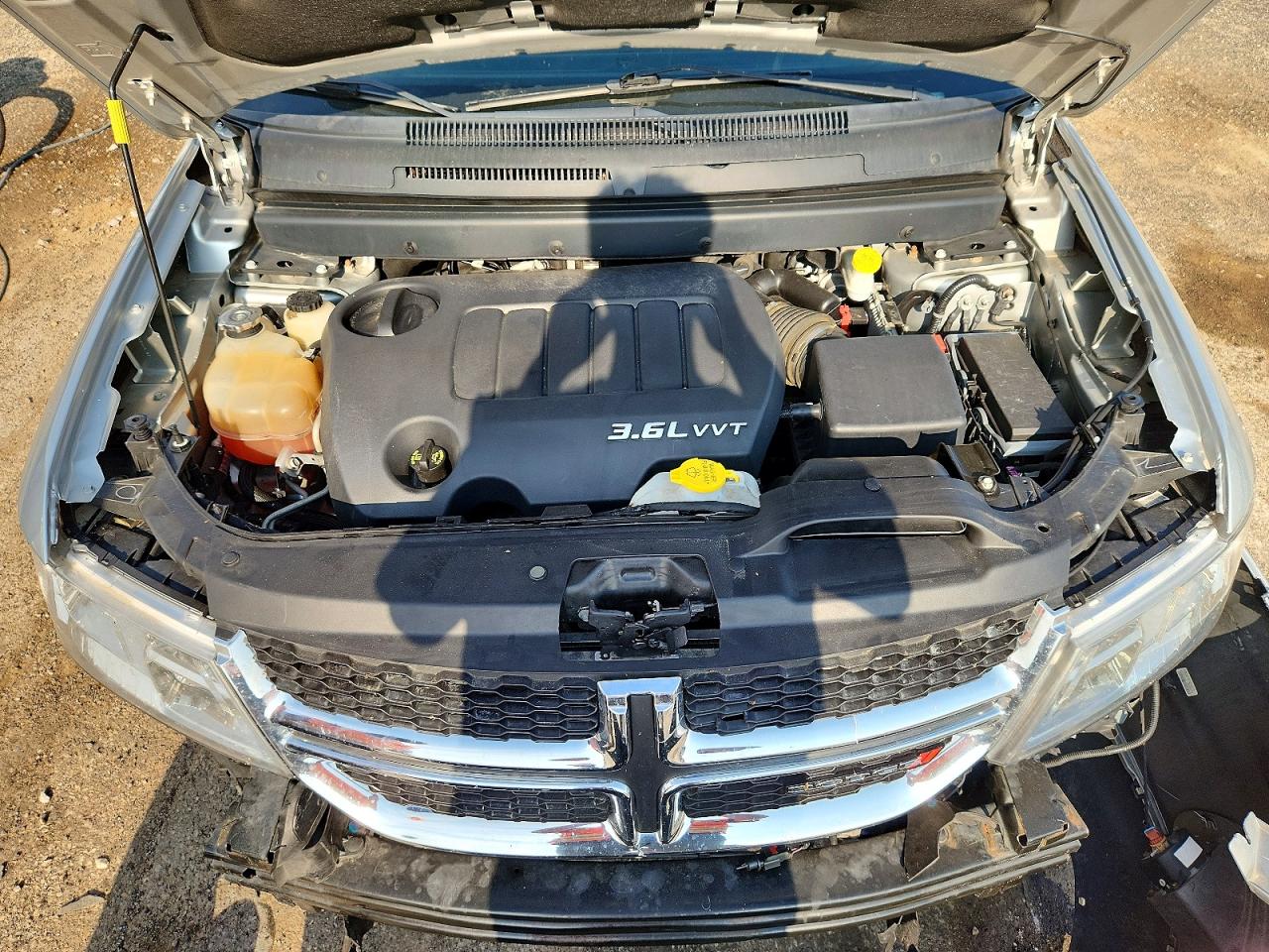 2013 Dodge Journey Silver vin: 3C4PDCDG8DT589027