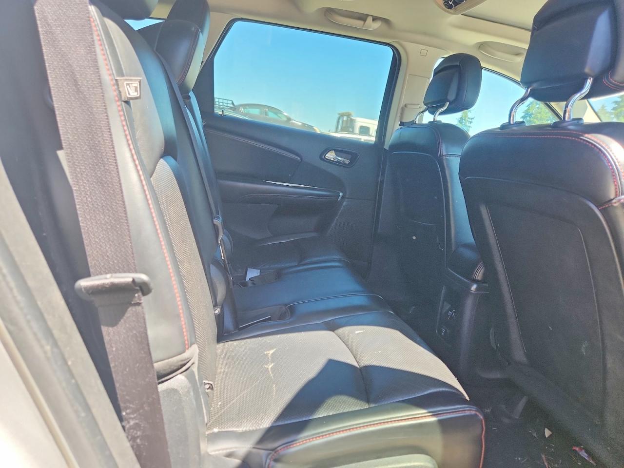2014 Dodge Journey R/t Silver vin: 3C4PDCEG0ET139100