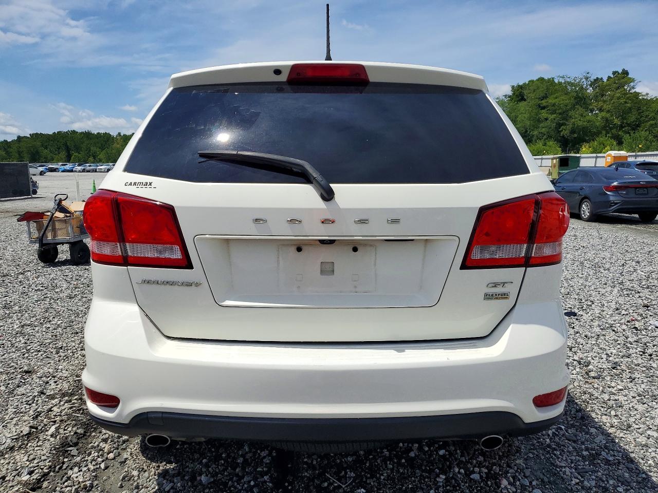 2018 Dodge Journey Gt White vin: 3C4PDCEG2JT380585