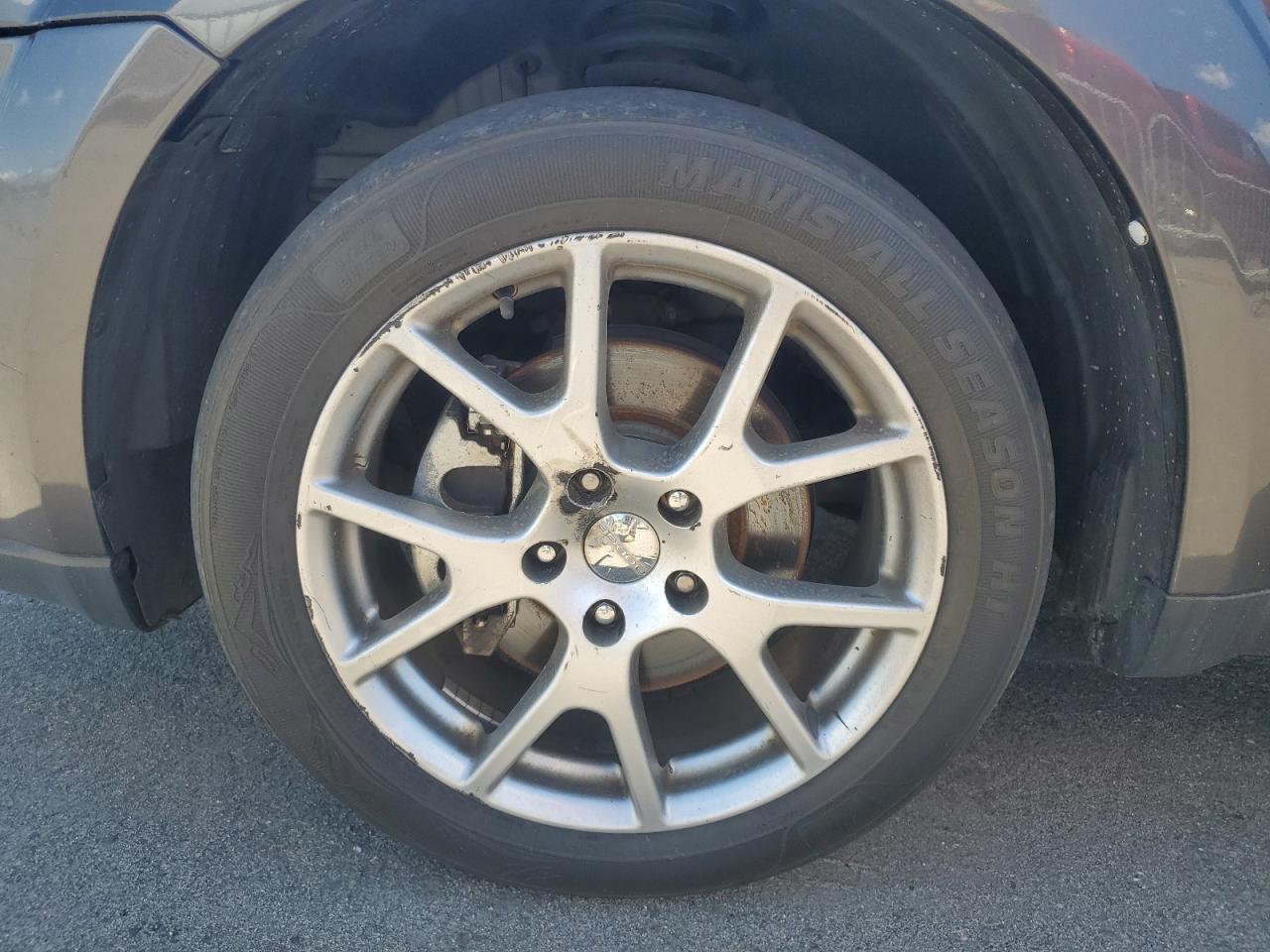 2015 Dodge Journey R Gray vin: 3C4PDCEG3FT686783 Damage: Left Front Wheel, Curb Rash, 7 To 8 Inches