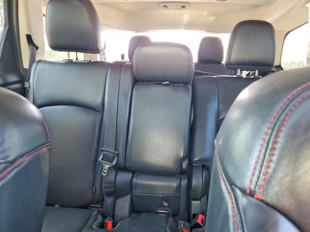 2013 Dodge Journey R/t White vin: 3C4PDCEG4DT712028