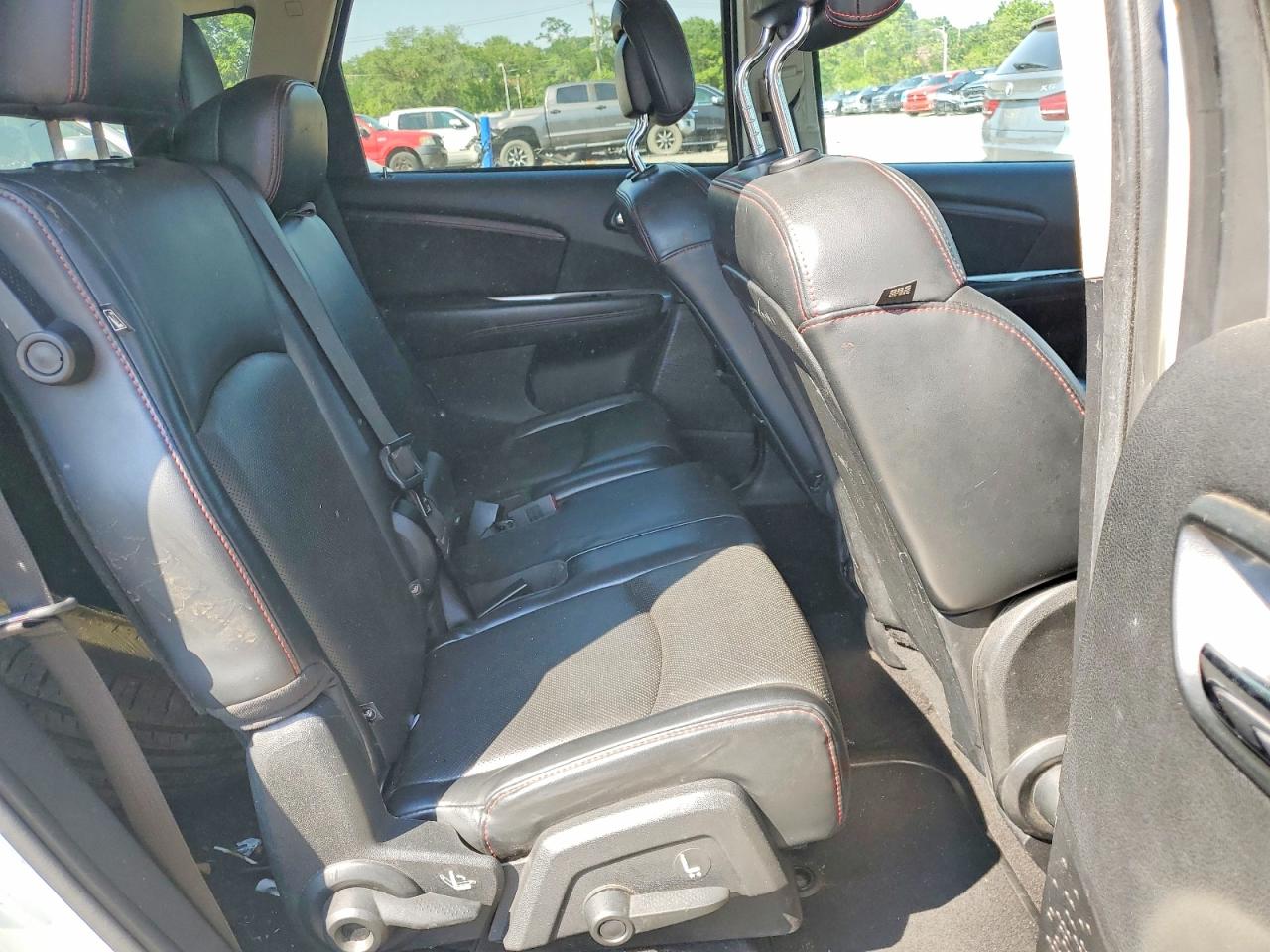 2013 Dodge Journey R/t White vin: 3C4PDCEG4DT712028