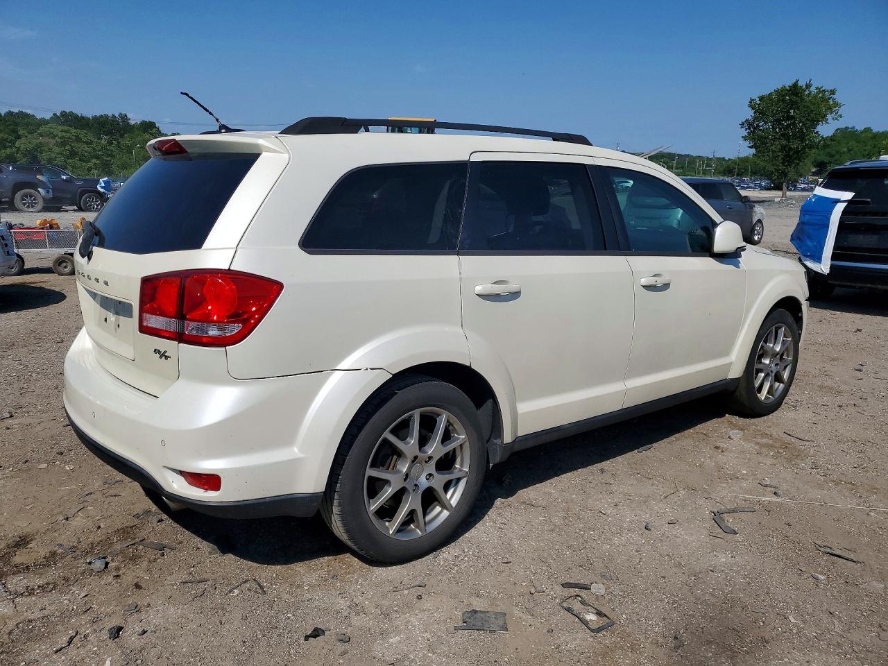 2013 Dodge Journey R/t White vin: 3C4PDCEG4DT712028