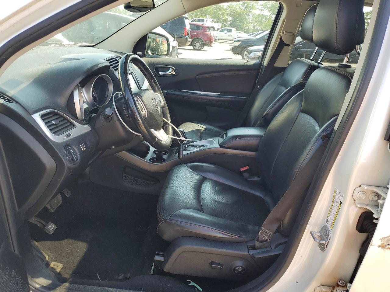 2013 Dodge Journey R/t White vin: 3C4PDCEG4DT712028