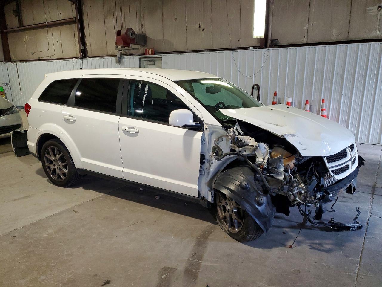 2015 Dodge Journey White vin: 3C4PDCEG5FT517056